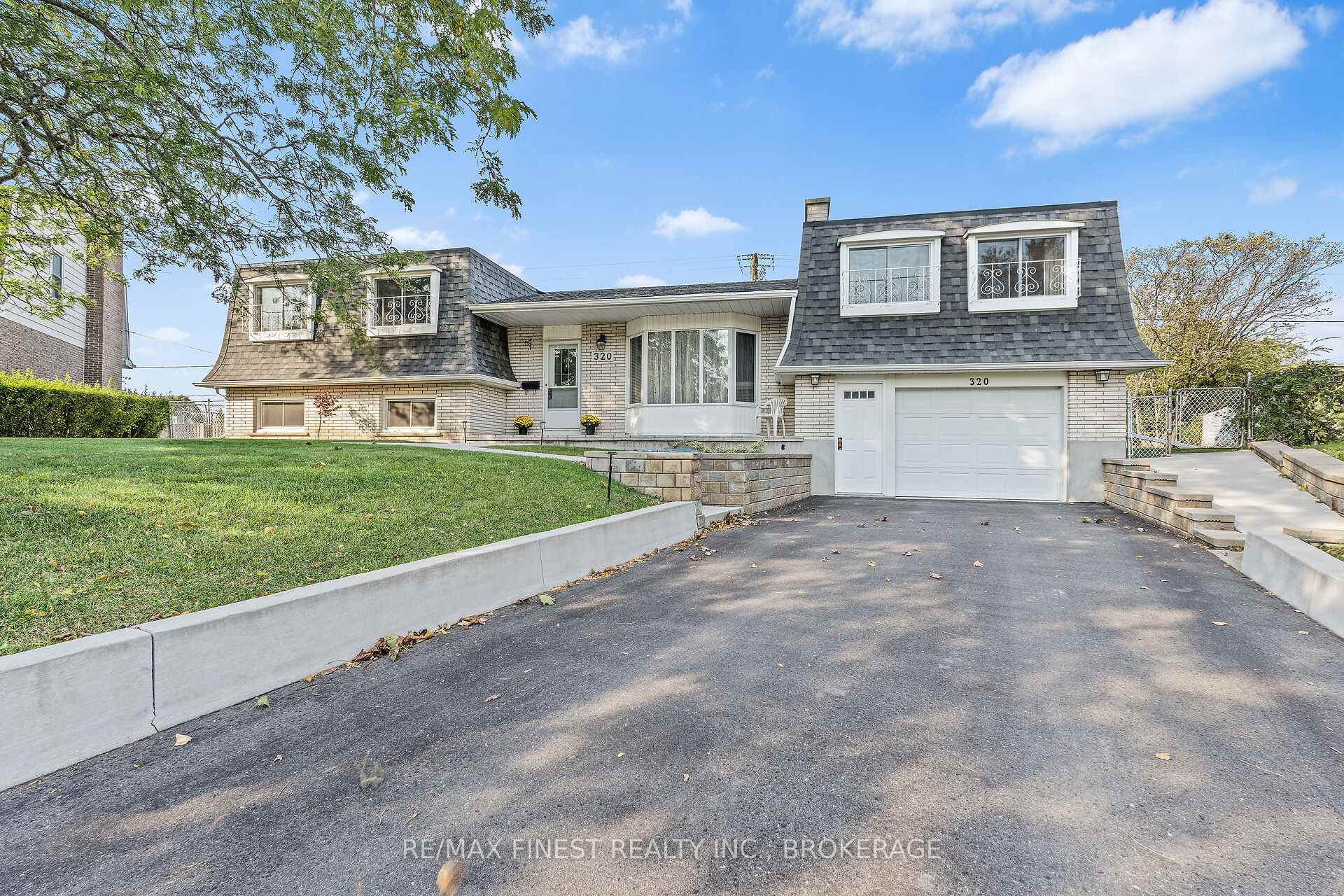 Photo 3 of 320 Donell Court, Kingston, City Southwest — HOMEH