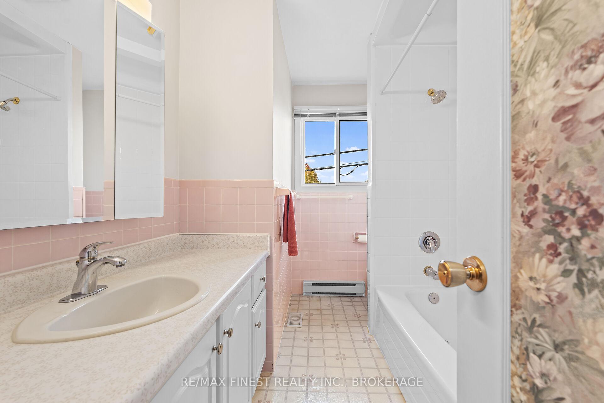 Photo 24 of 320 Donell Court, Kingston, City Southwest — HOMEH