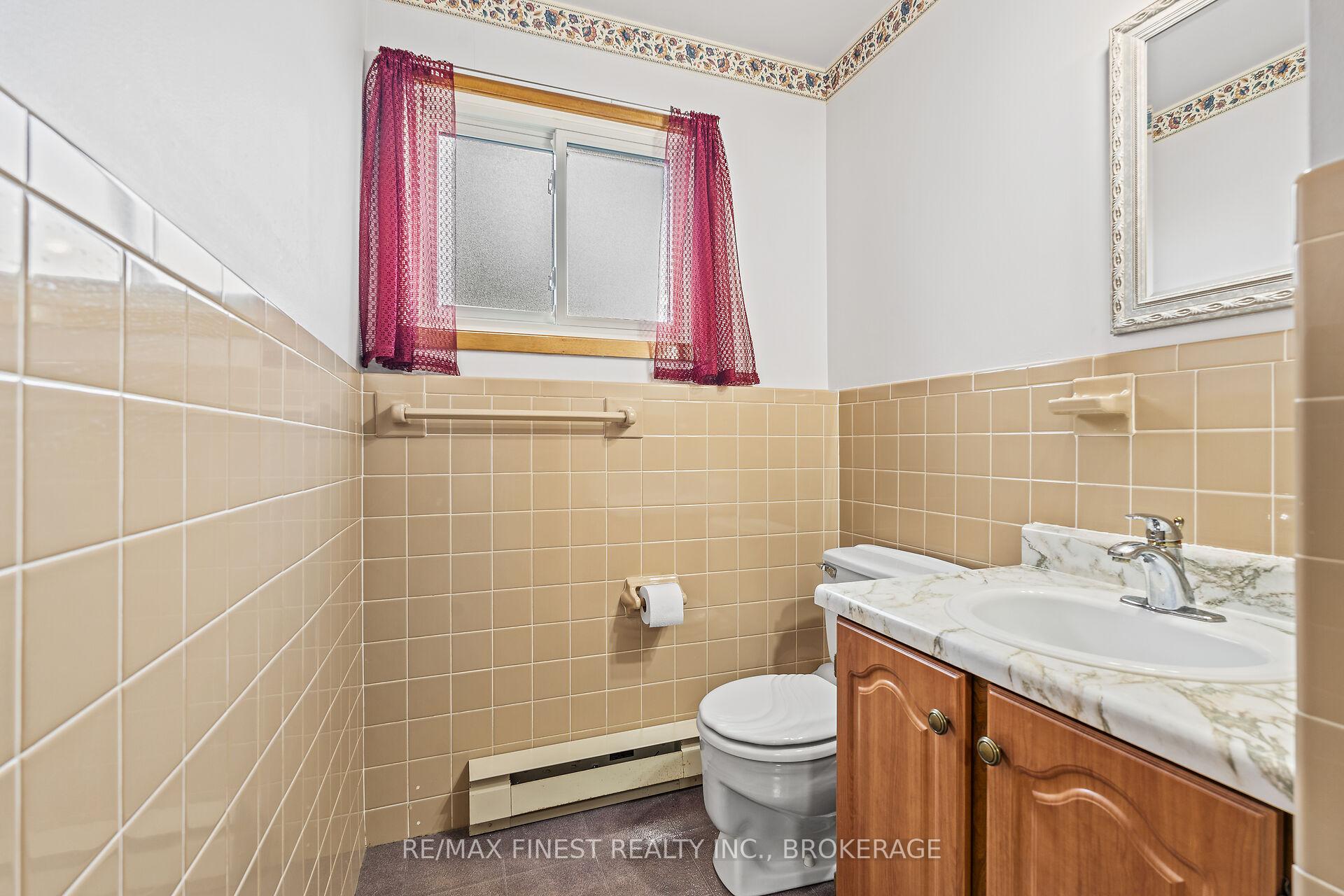 Photo 32 of 320 Donell Court, Kingston, City Southwest — HOMEH
