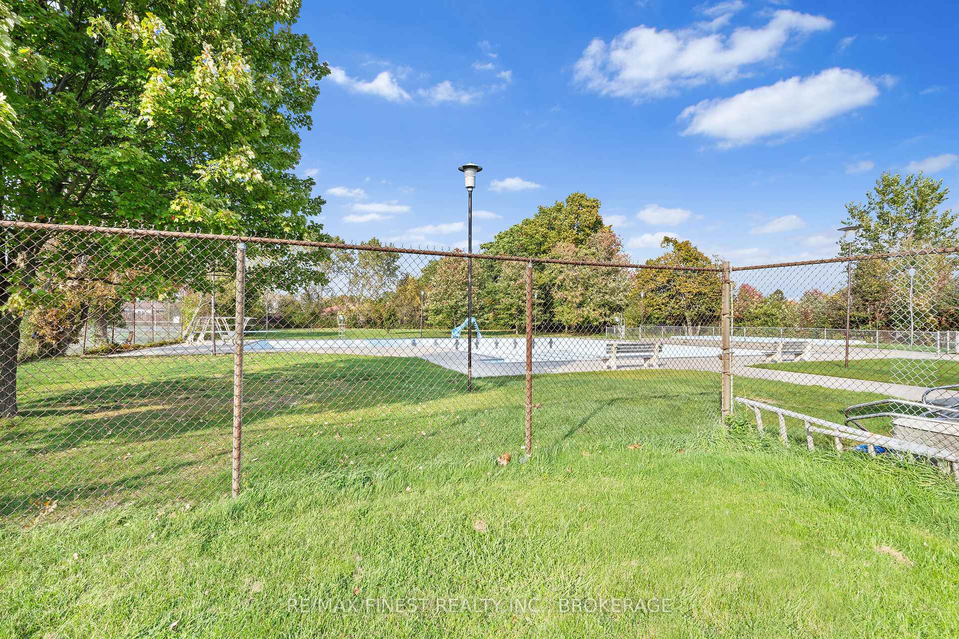 Photo 44 of 320 Donell Court, Kingston, City Southwest — HOMEH