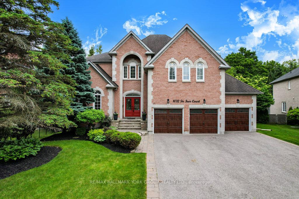 Front of 1032 Sir Ivor Court