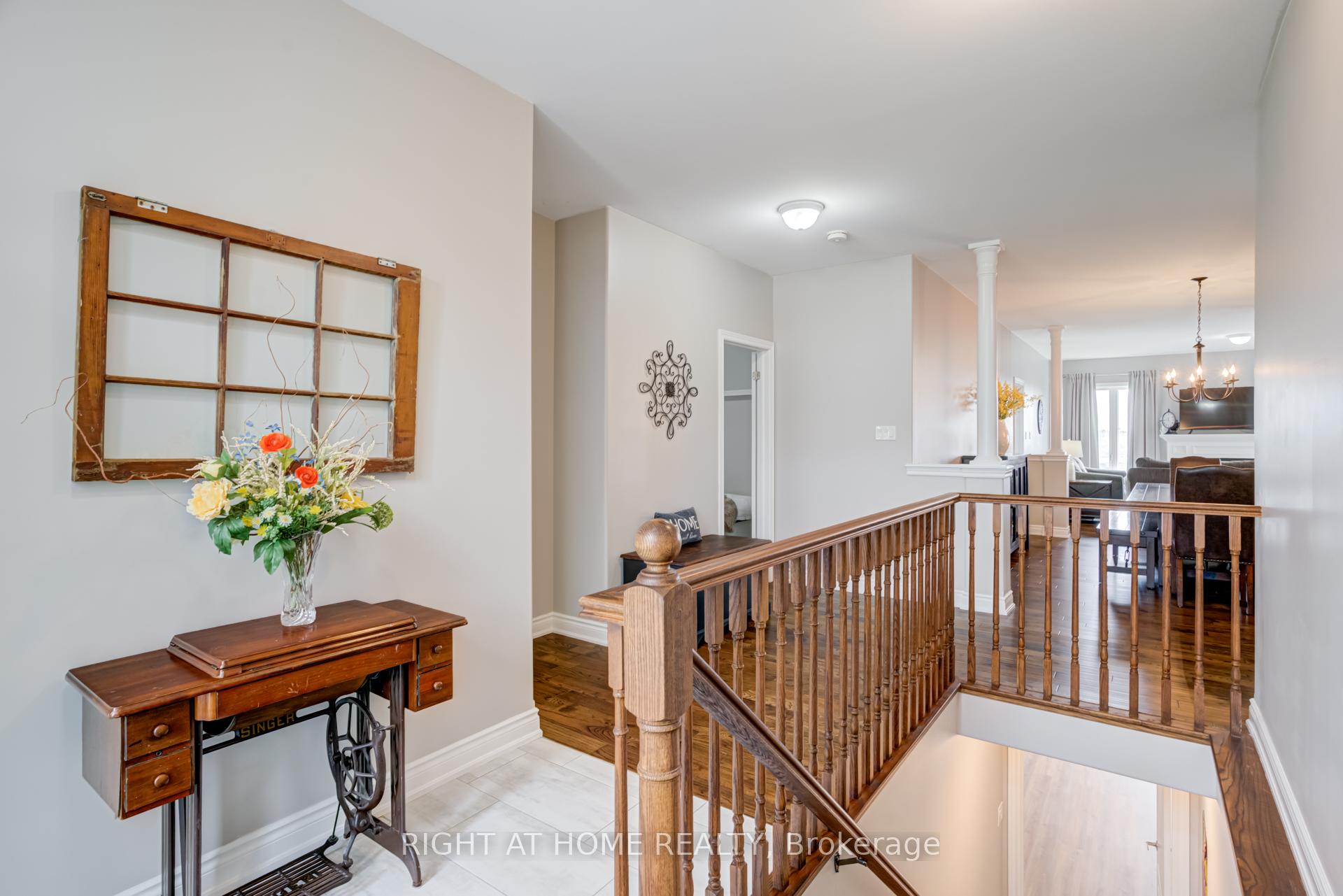 Photo 3 of 3125 Monarch Drive, Orillia — HOMEH
