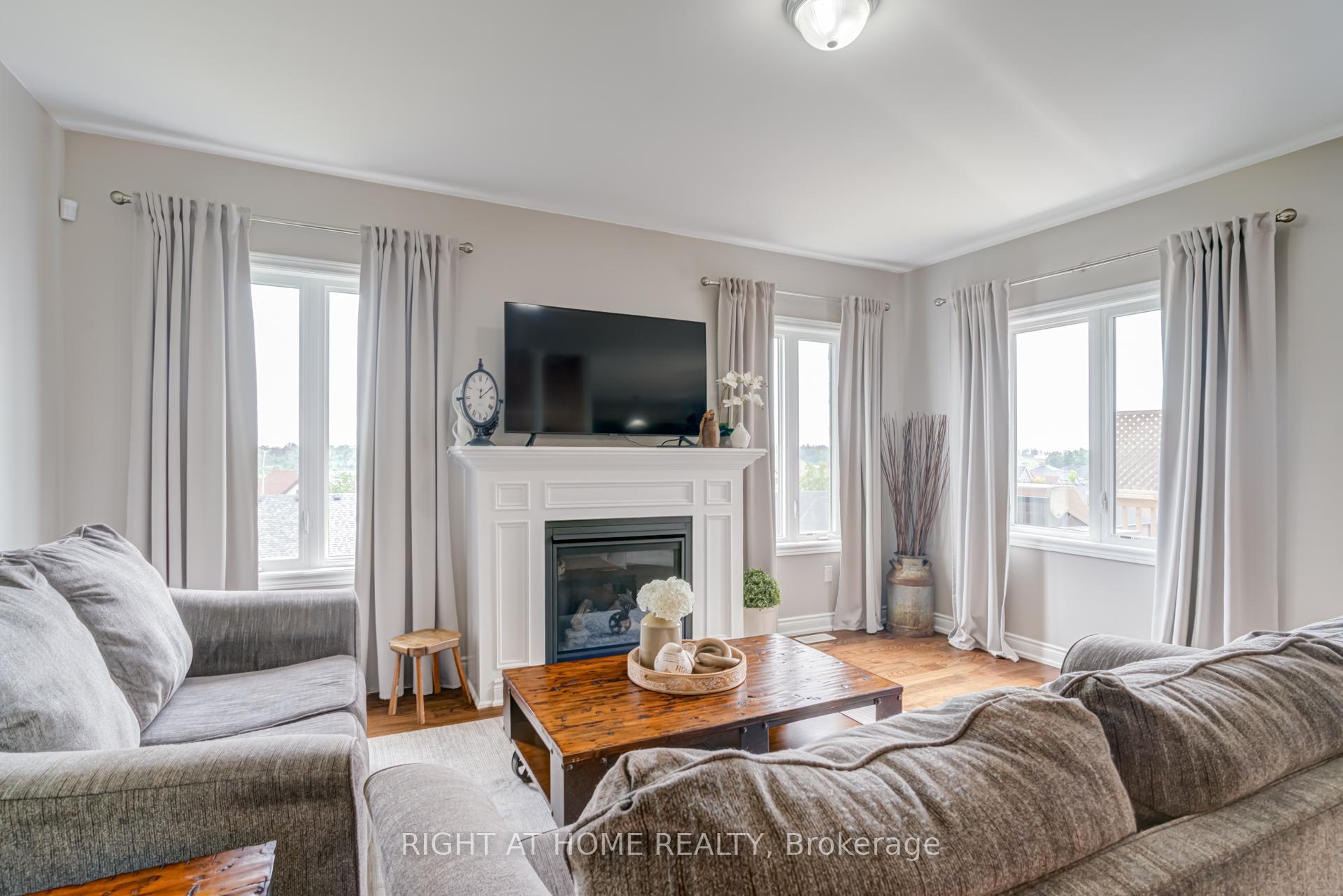 Photo 7 of 3125 Monarch Drive, Orillia — HOMEH