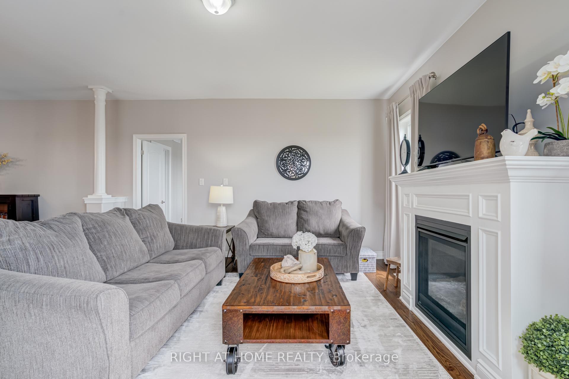 Photo 11 of 3125 Monarch Drive, Orillia — HOMEH