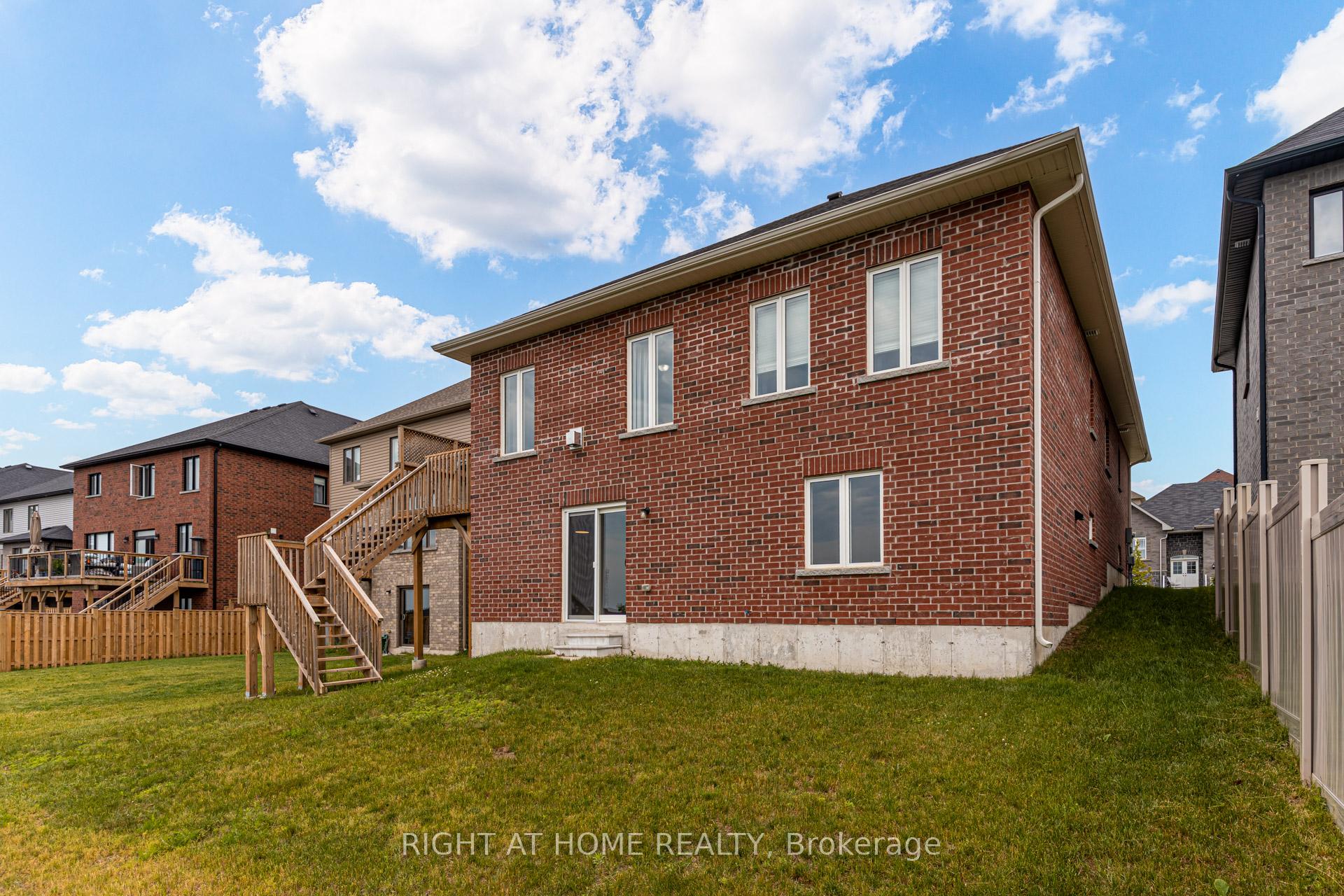 Photo 33 of 3125 Monarch Drive, Orillia — HOMEH