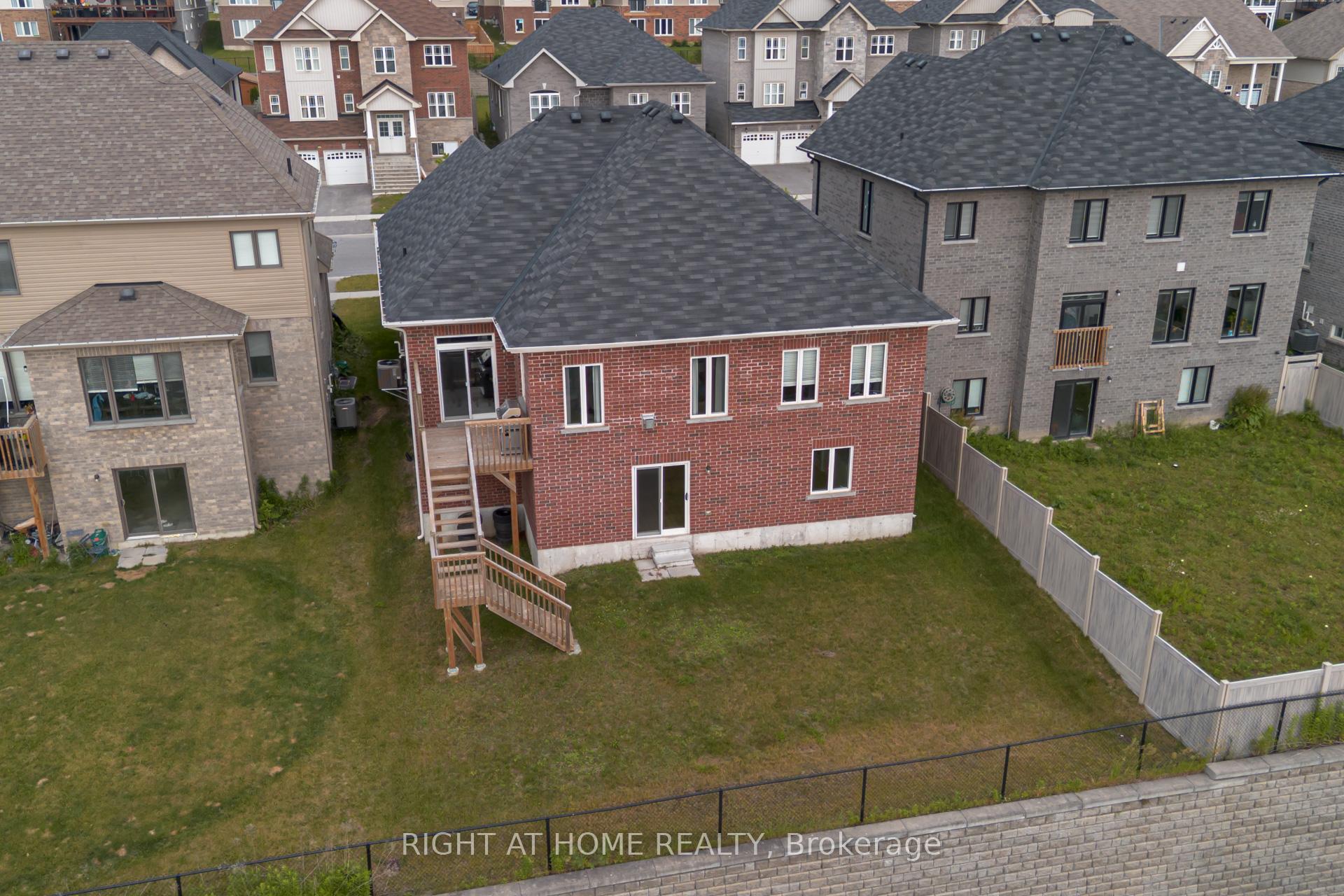 Photo 34 of 3125 Monarch Drive, Orillia — HOMEH