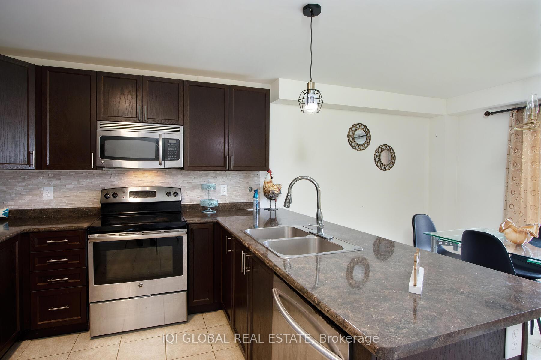Photo 8 of 967 Hannah Avenue S, North Perth, Listowel — HOMEH