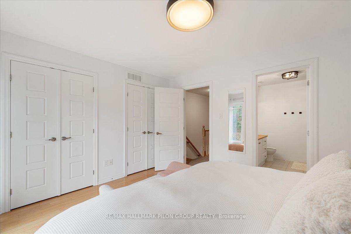 Photo 13 of 104 Lionel Private, Ottawa, Springridge/East Village — HOMEH
