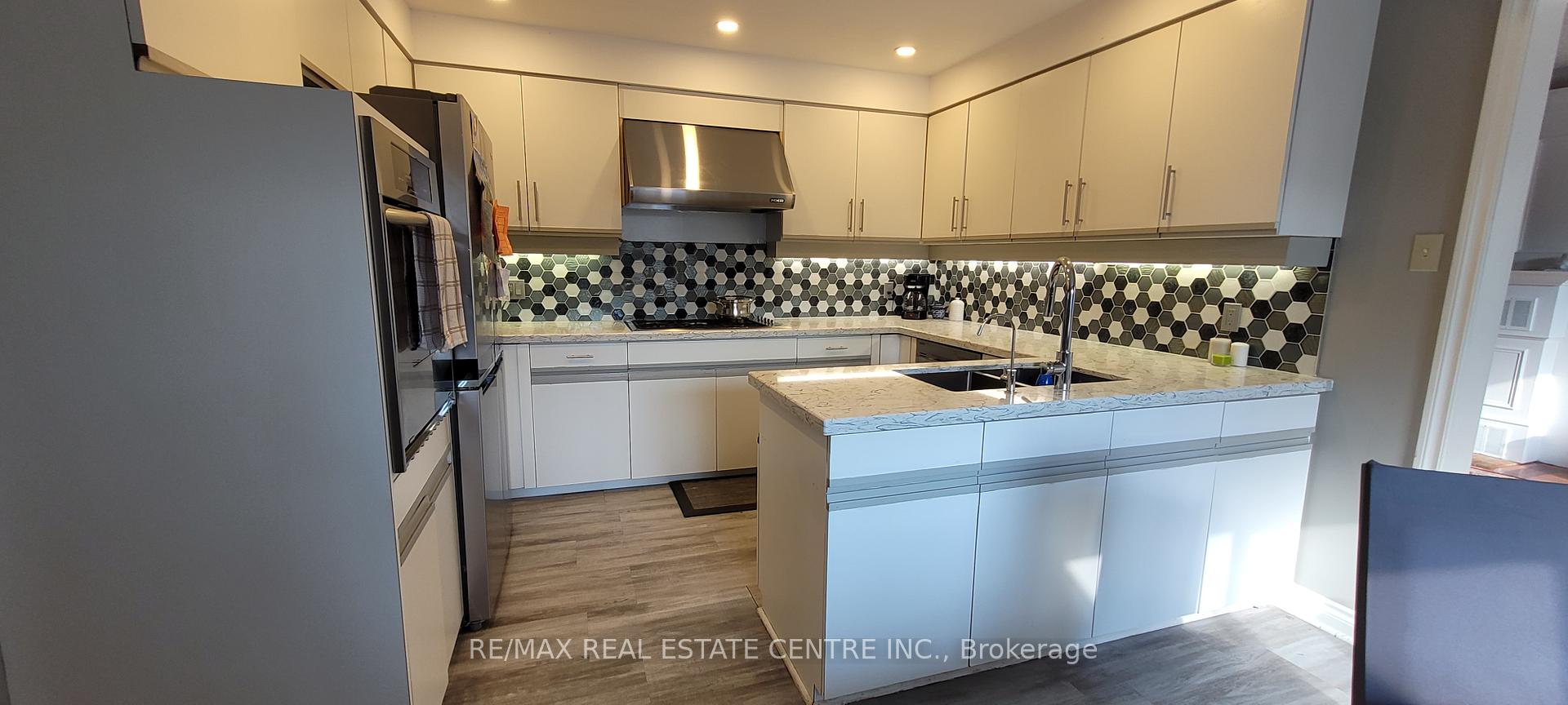 Photo 6 of 2010 Cameron Drive, Milton, Brookville/Haltonville — HOMEH