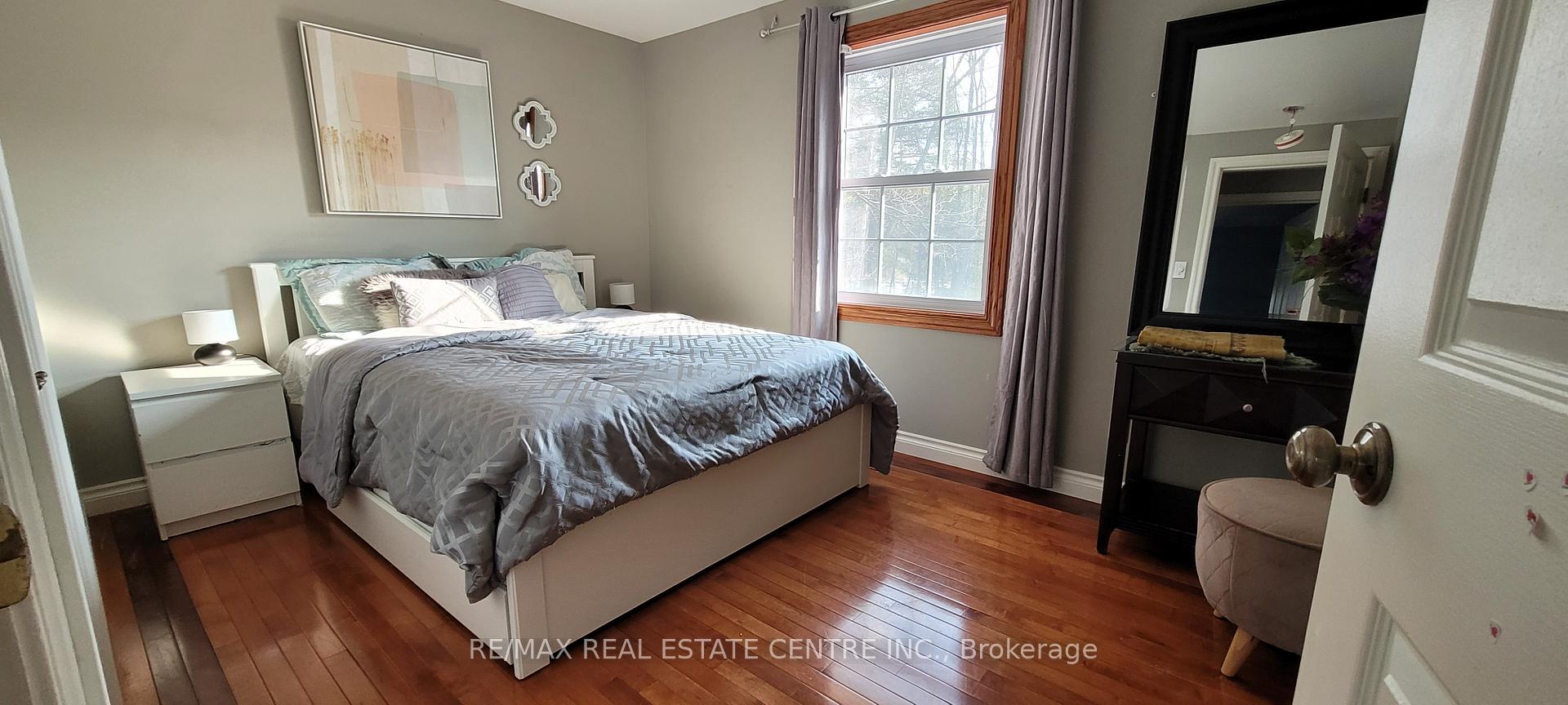 Photo 12 of 2010 Cameron Drive, Milton, Brookville/Haltonville — HOMEH