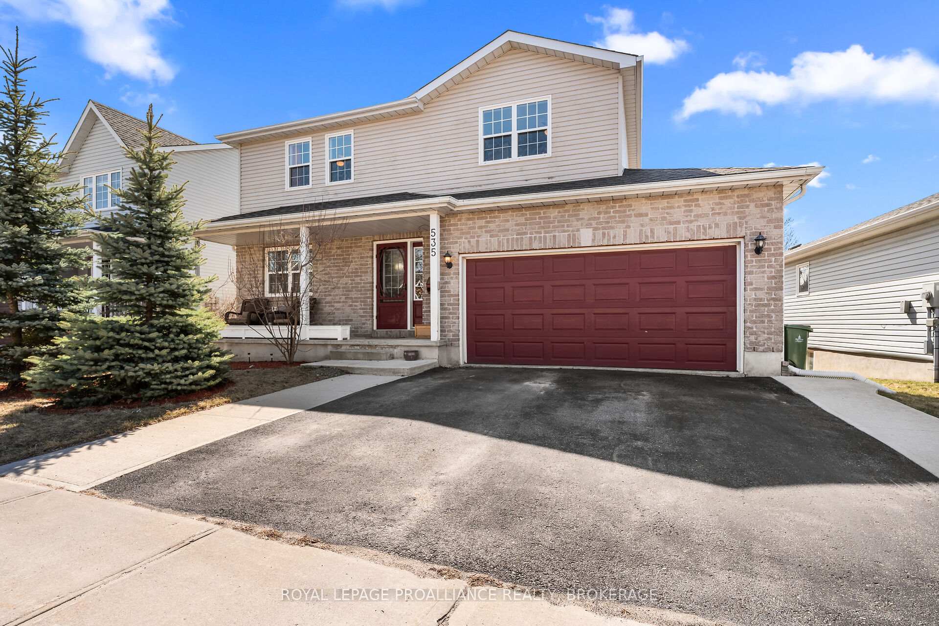 Photo 3 of 535 Freeman Crescent, Kingston, Kingston East (Incl Barret Crt) — HOMEH