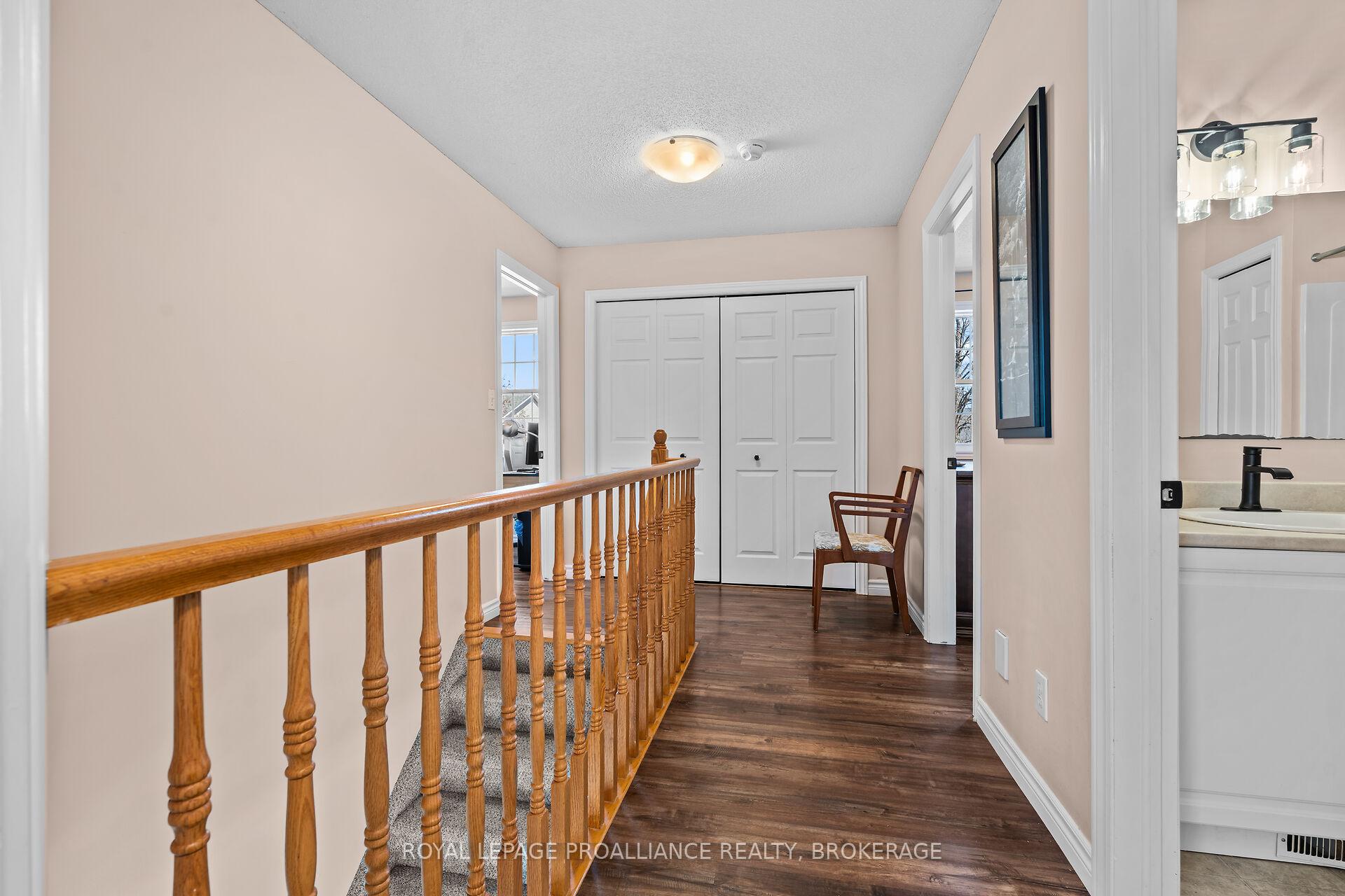 Photo 20 of 535 Freeman Crescent, Kingston, Kingston East (Incl Barret Crt) — HOMEH