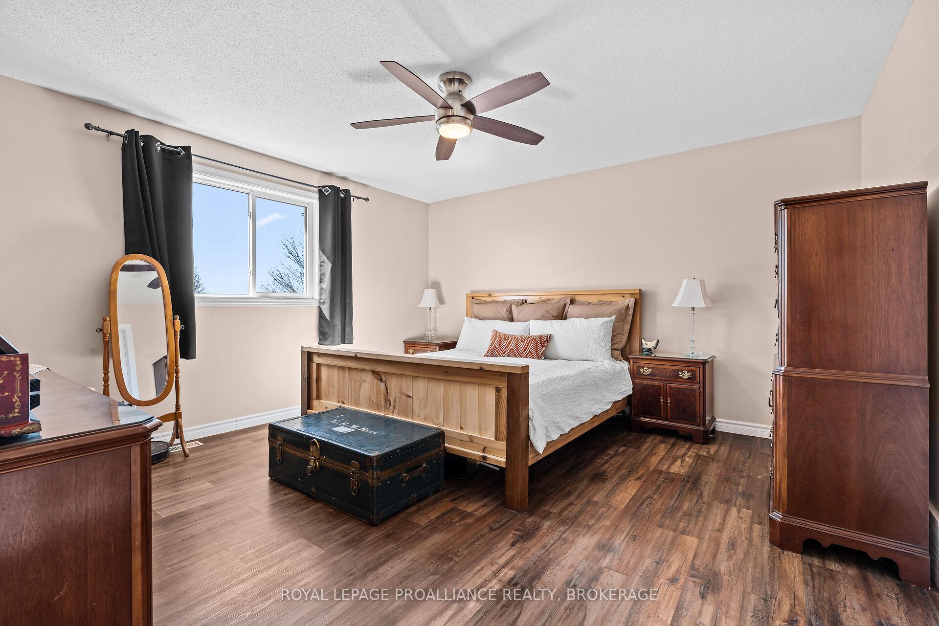 Photo 21 of 535 Freeman Crescent, Kingston, Kingston East (Incl Barret Crt) — HOMEH