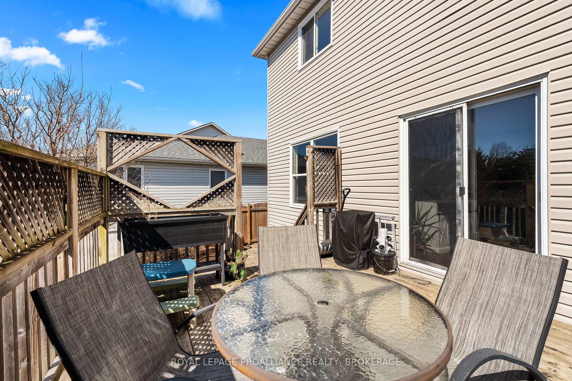 Photo 37 of 535 Freeman Crescent, Kingston, Kingston East (Incl Barret Crt) — HOMEH