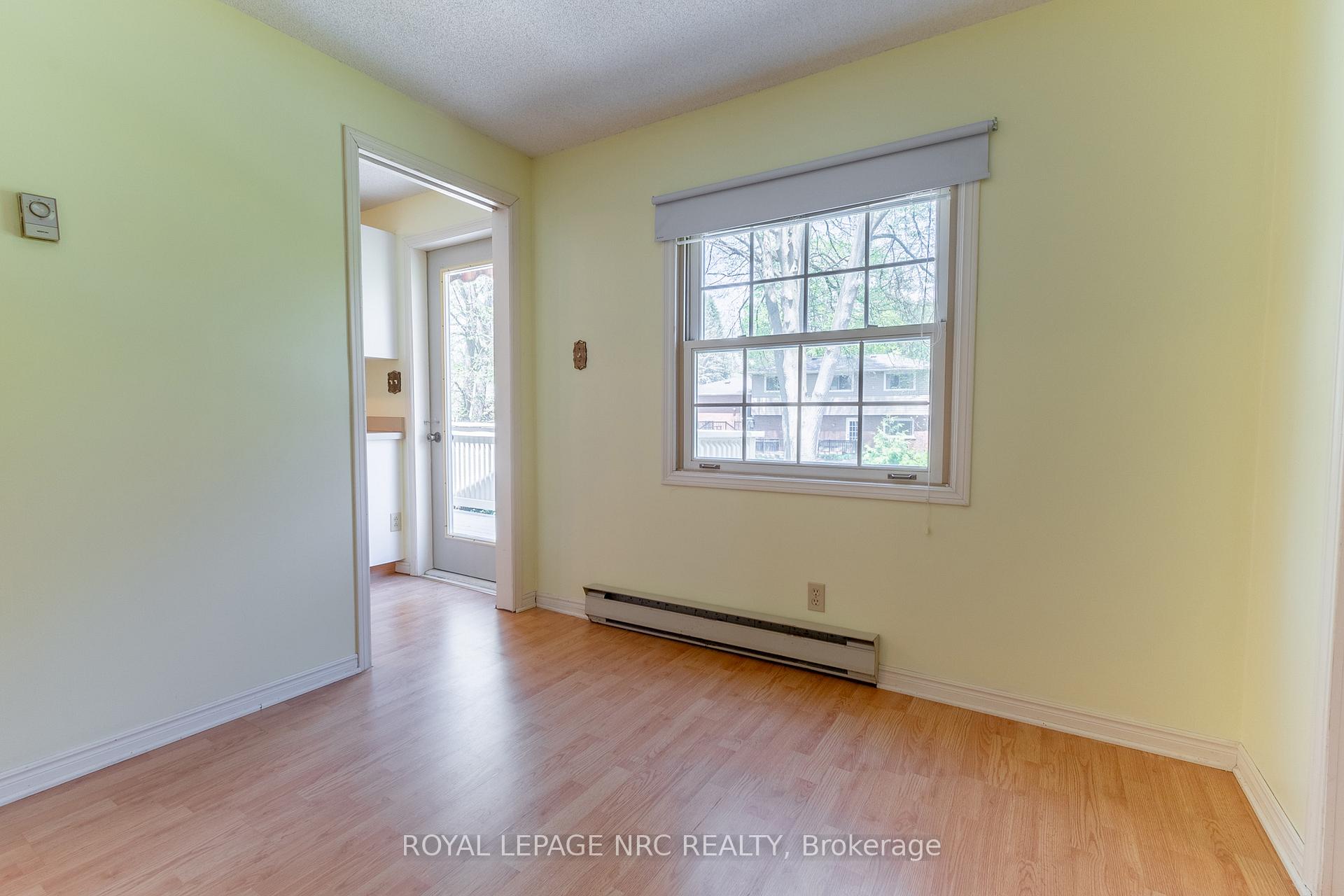 Photo 20 of 23 Longspur Circle, Pelham, Fonthill — HOMEH