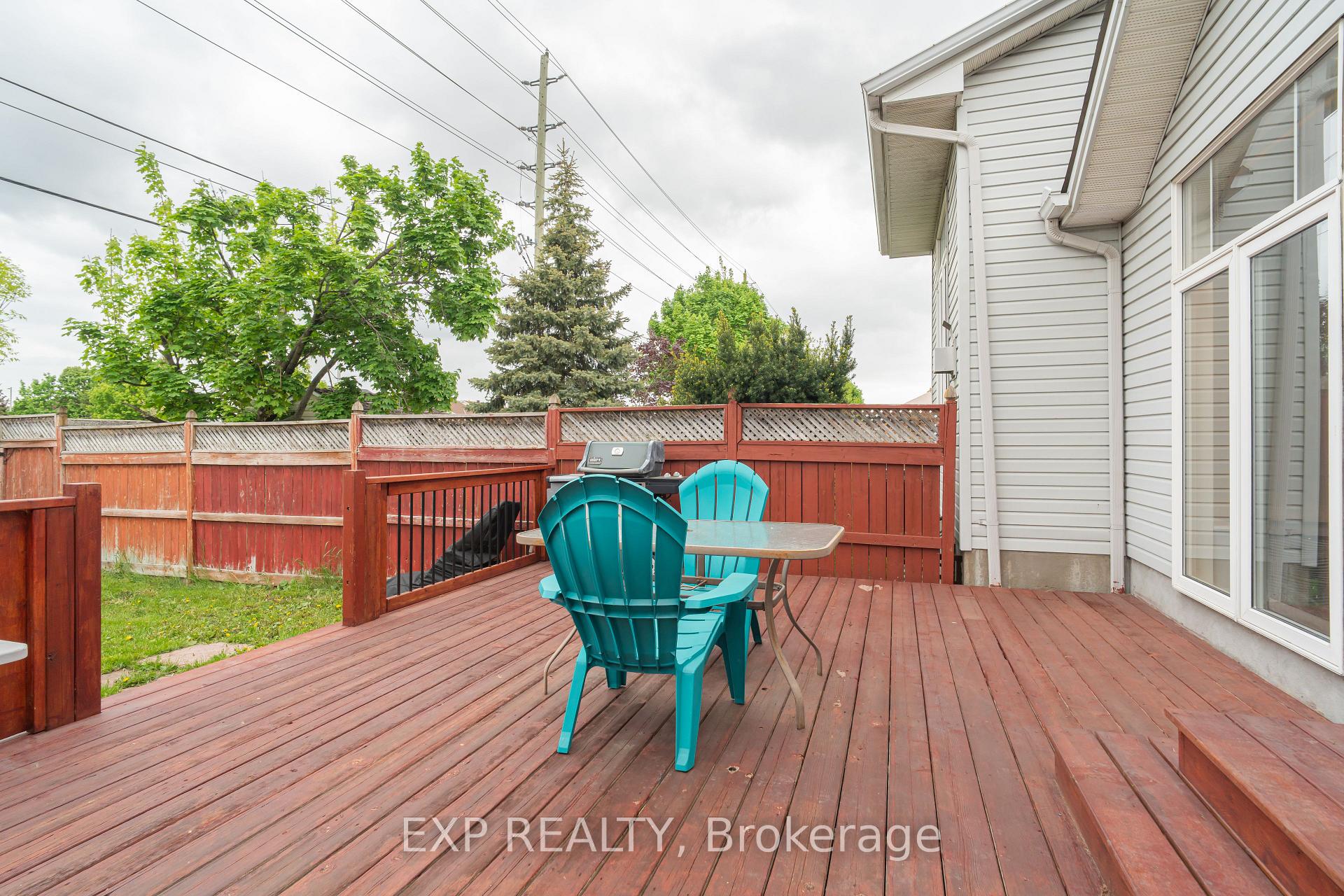 Photo 27 of 939 Markwick Crescent, Ottawa, Notting Hill/Summerside — HOMEH
