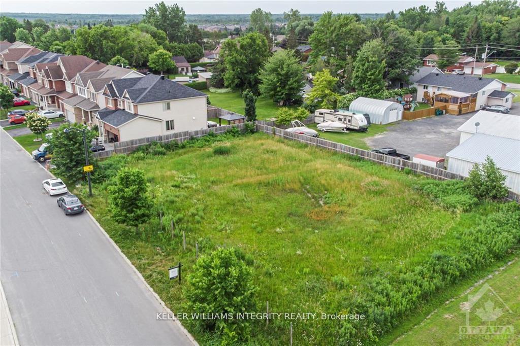 Photo 1 of 877 Contour Street, Ottawa, Mer Bleue/Bradley Estates/Anderson Park — HOMEH