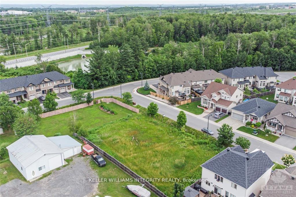 Photo 14 of 877 Contour Street, Ottawa, Mer Bleue/Bradley Estates/Anderson Park — HOMEH