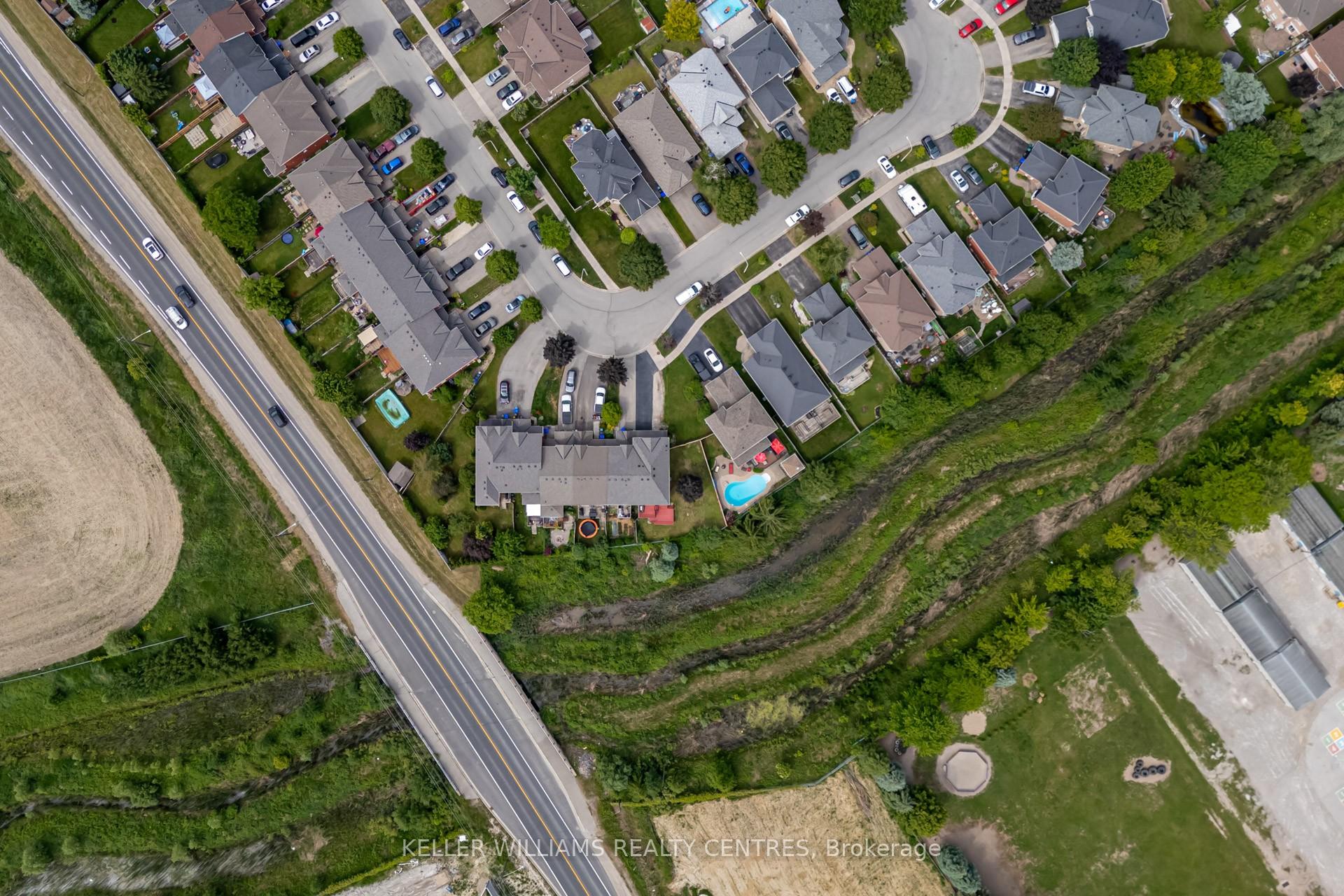 Photo 37 of 35 Smith Street, New Tecumseth, Alliston — HOMEH