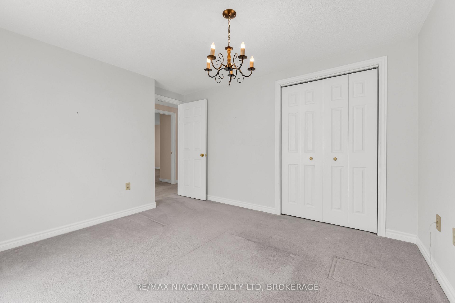 Photo 21 of 28 Woodside Square, Pelham, Fonthill — HOMEH