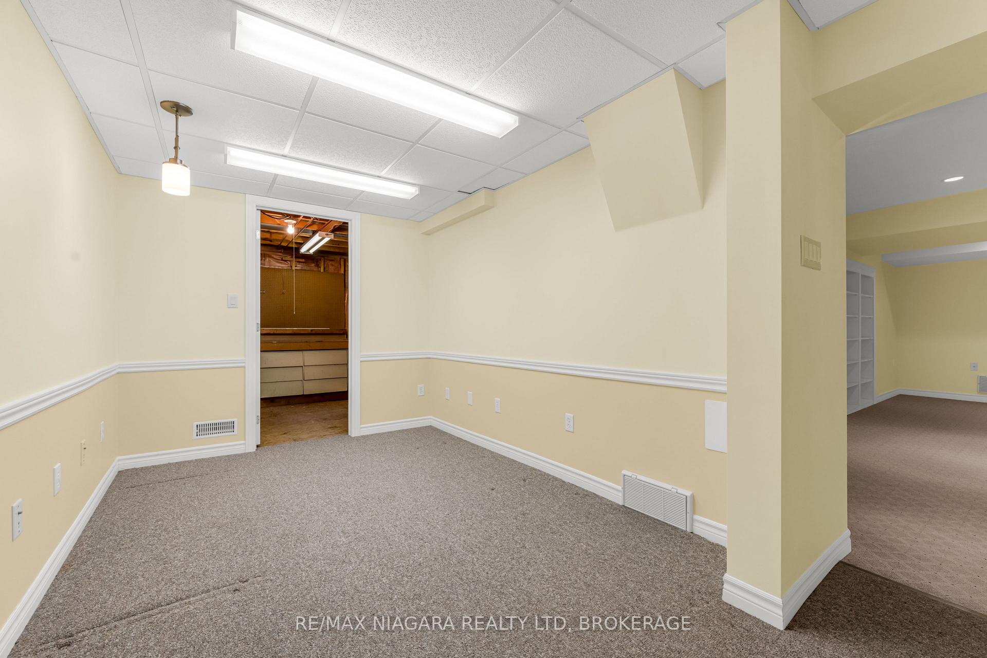 Photo 31 of 28 Woodside Square, Pelham, Fonthill — HOMEH