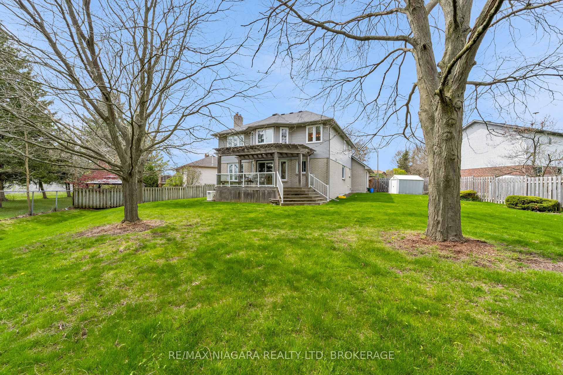 Photo 35 of 28 Woodside Square, Pelham, Fonthill — HOMEH