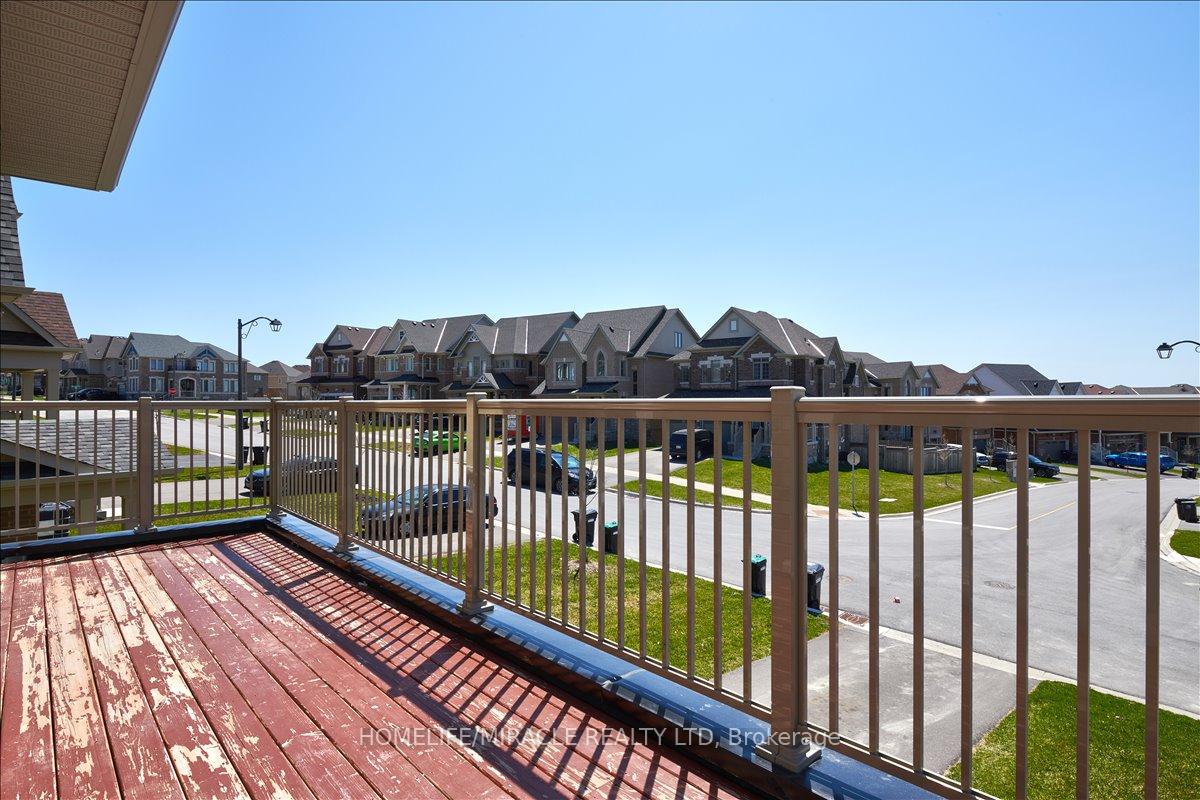 Photo 16 of 12 Janes Crescent, New Tecumseth, Alliston — HOMEH