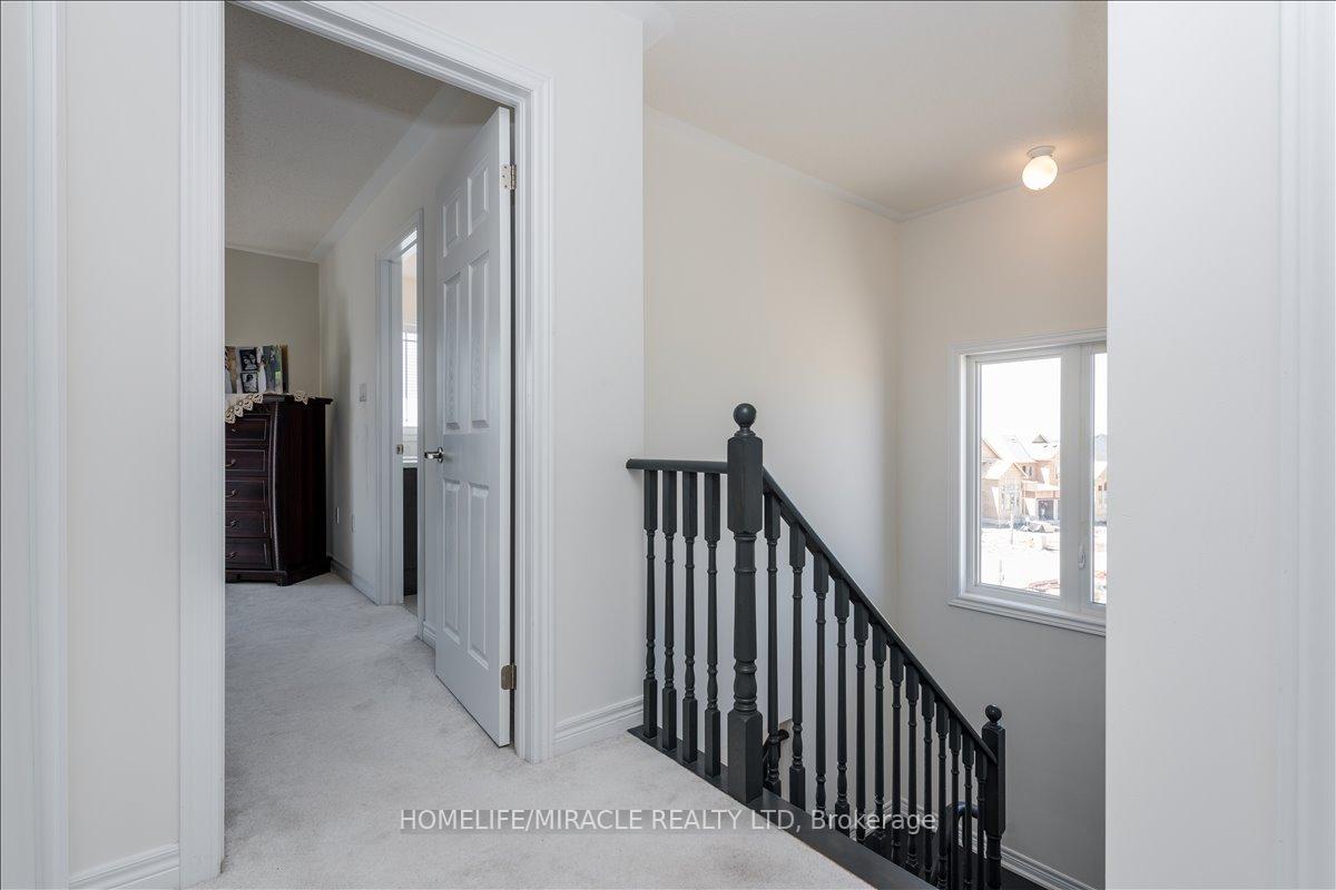 Photo 20 of 12 Janes Crescent, New Tecumseth, Alliston — HOMEH