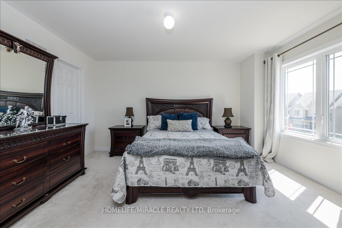 Photo 22 of 12 Janes Crescent, New Tecumseth, Alliston — HOMEH