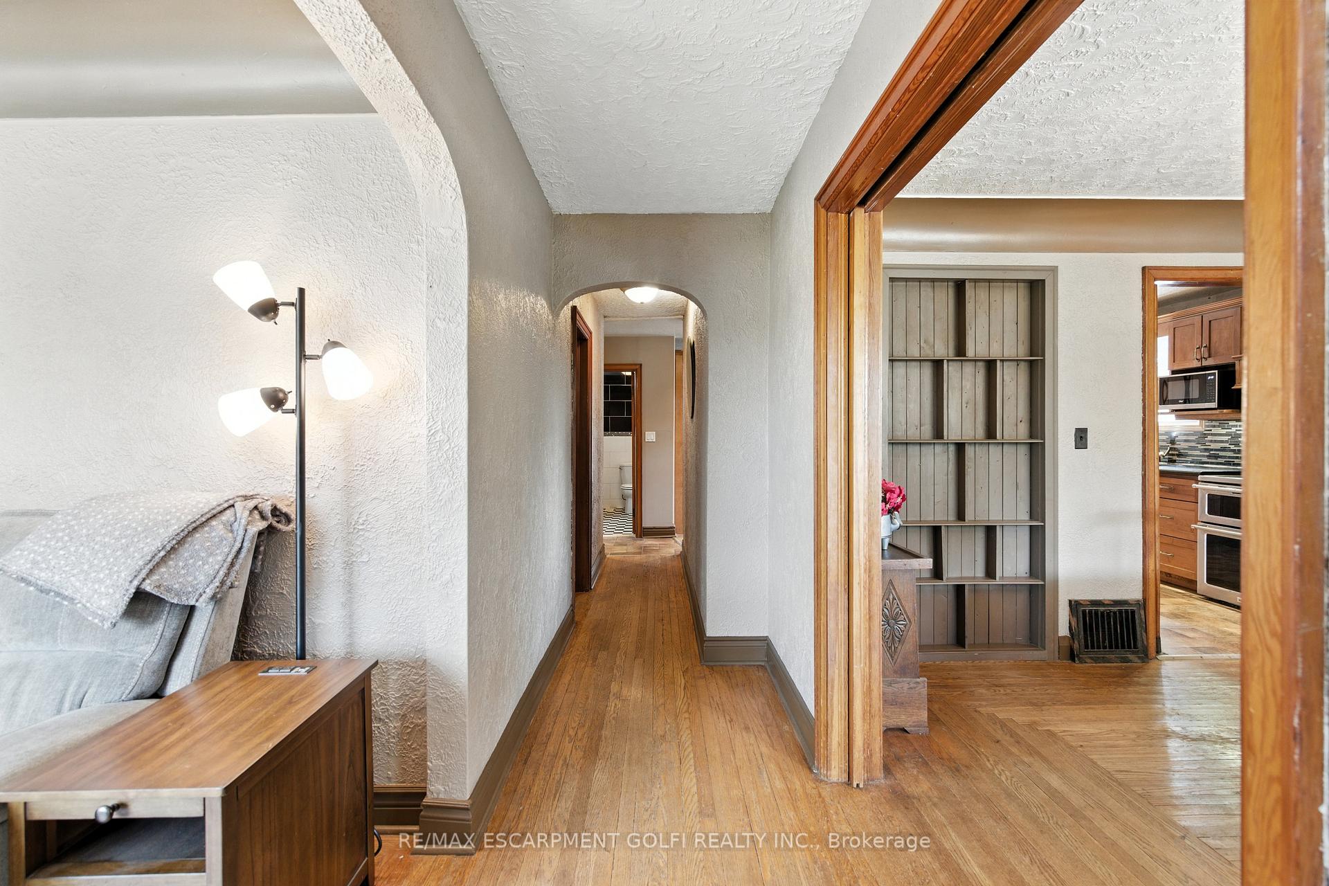 Photo 5 of 897 Thompson Road E, Norfolk, Townsend — HOMEH