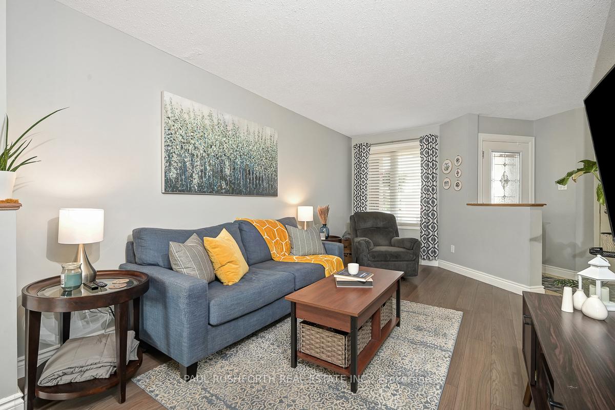 Photo 5 of 1829 Hialeah Drive, Ottawa, Fallingbrook/Gardenway South — HOMEH