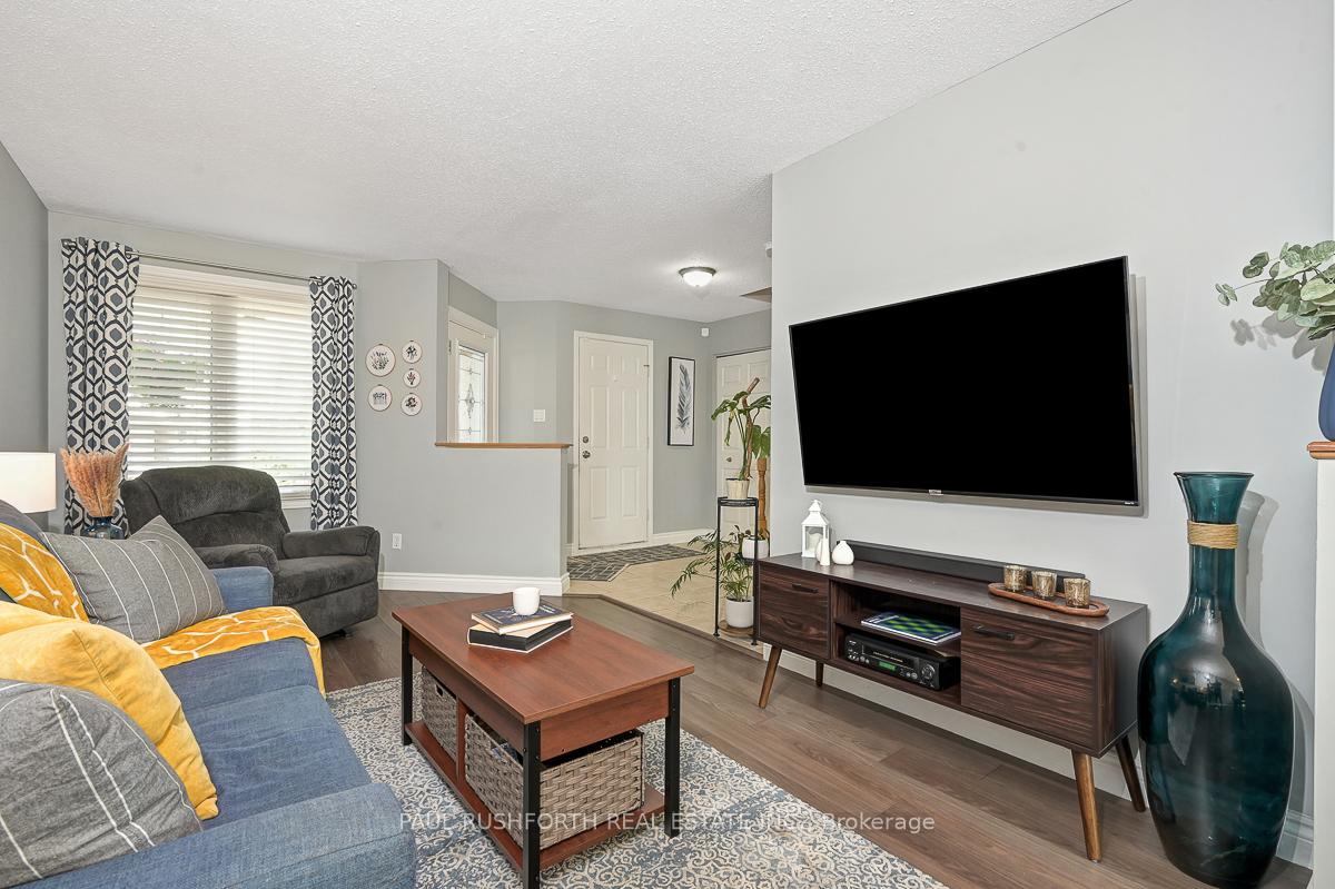 Photo 6 of 1829 Hialeah Drive, Ottawa, Fallingbrook/Gardenway South — HOMEH