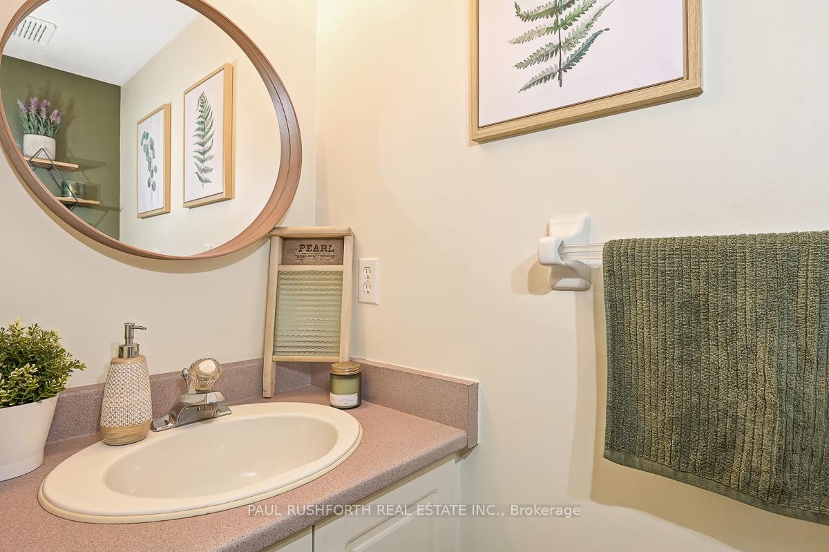 Photo 15 of 1829 Hialeah Drive, Ottawa, Fallingbrook/Gardenway South — HOMEH