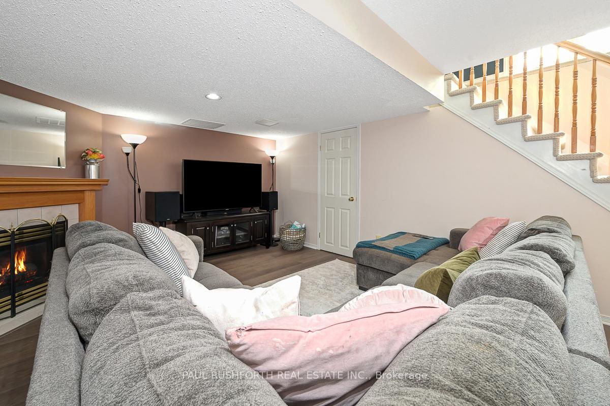 Photo 23 of 1829 Hialeah Drive, Ottawa, Fallingbrook/Gardenway South — HOMEH