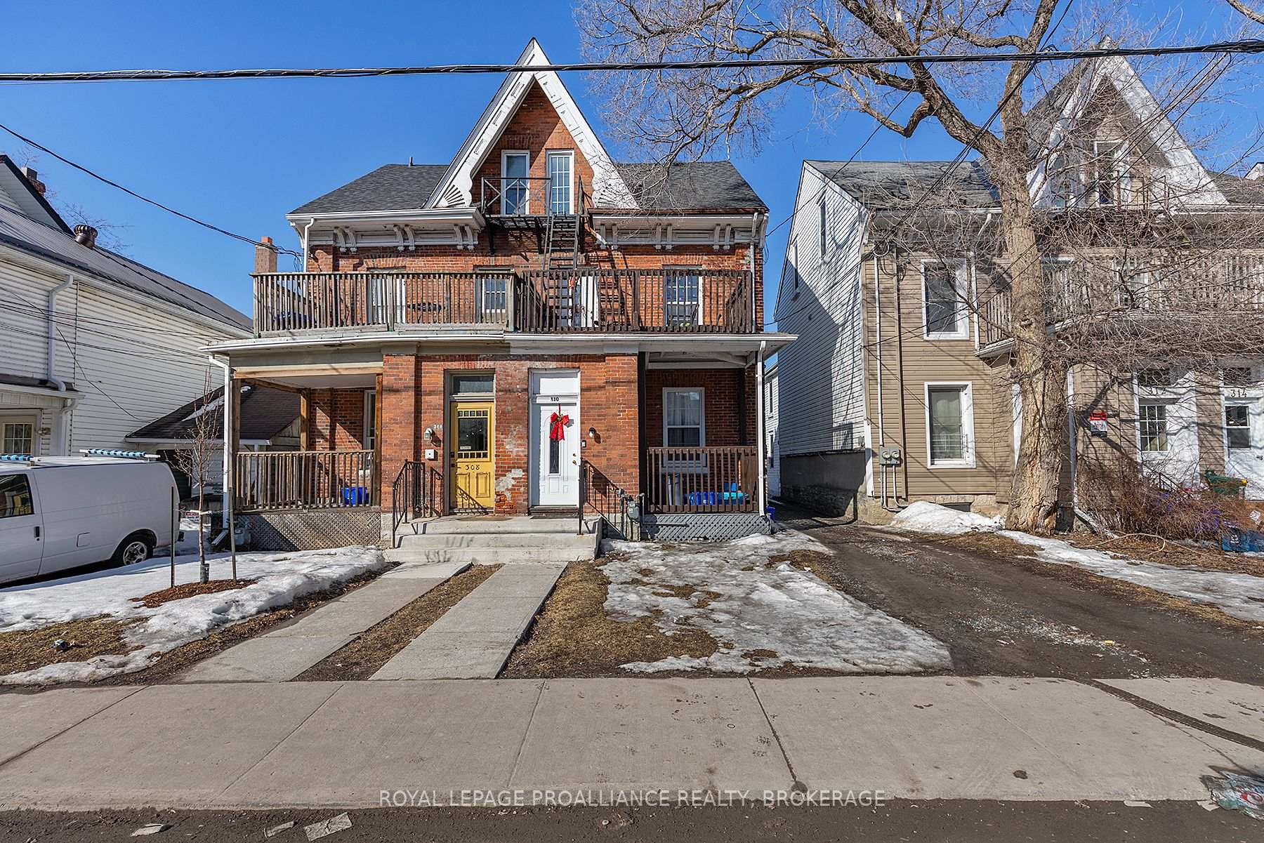 Front of 310 University Avenue