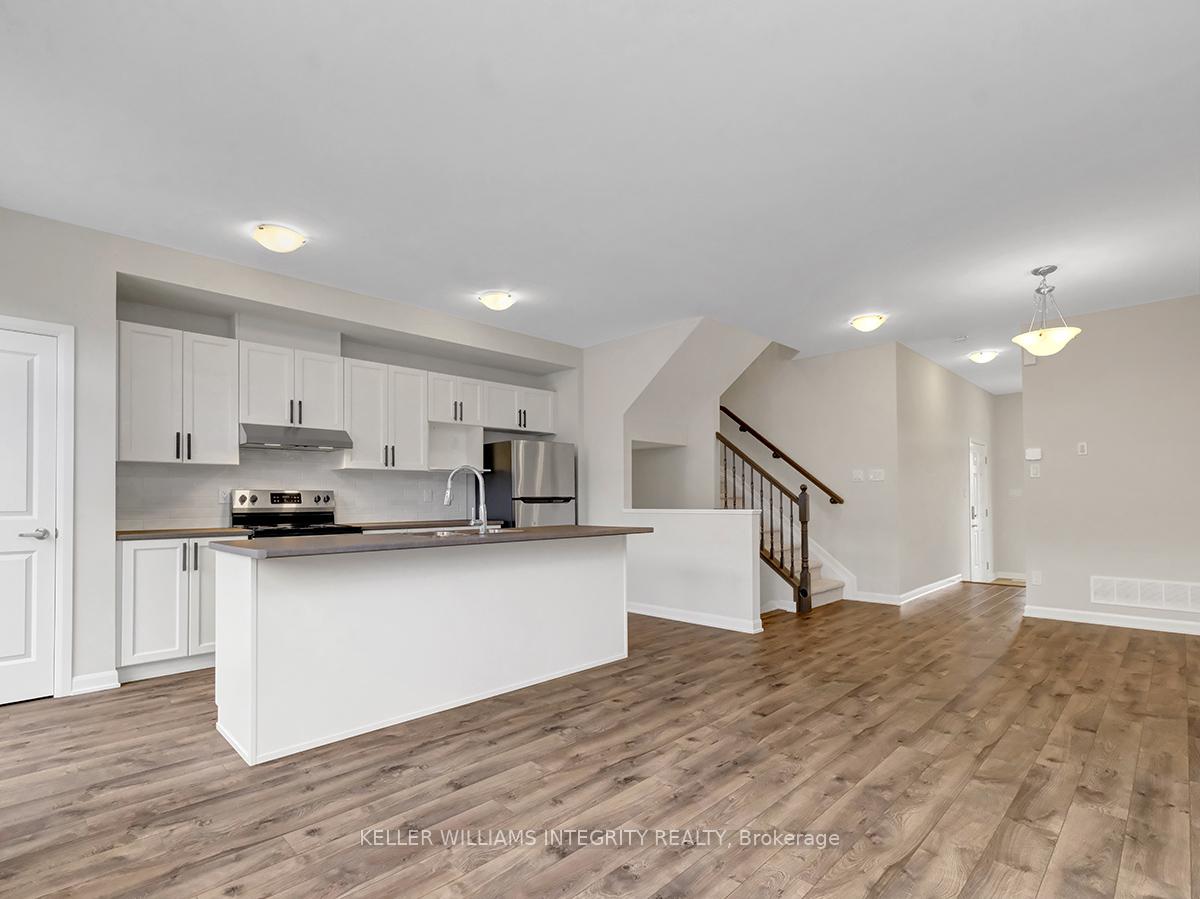 Photo 6 of 555 Decoeur Drive, Ottawa, Avalon West — HOMEH