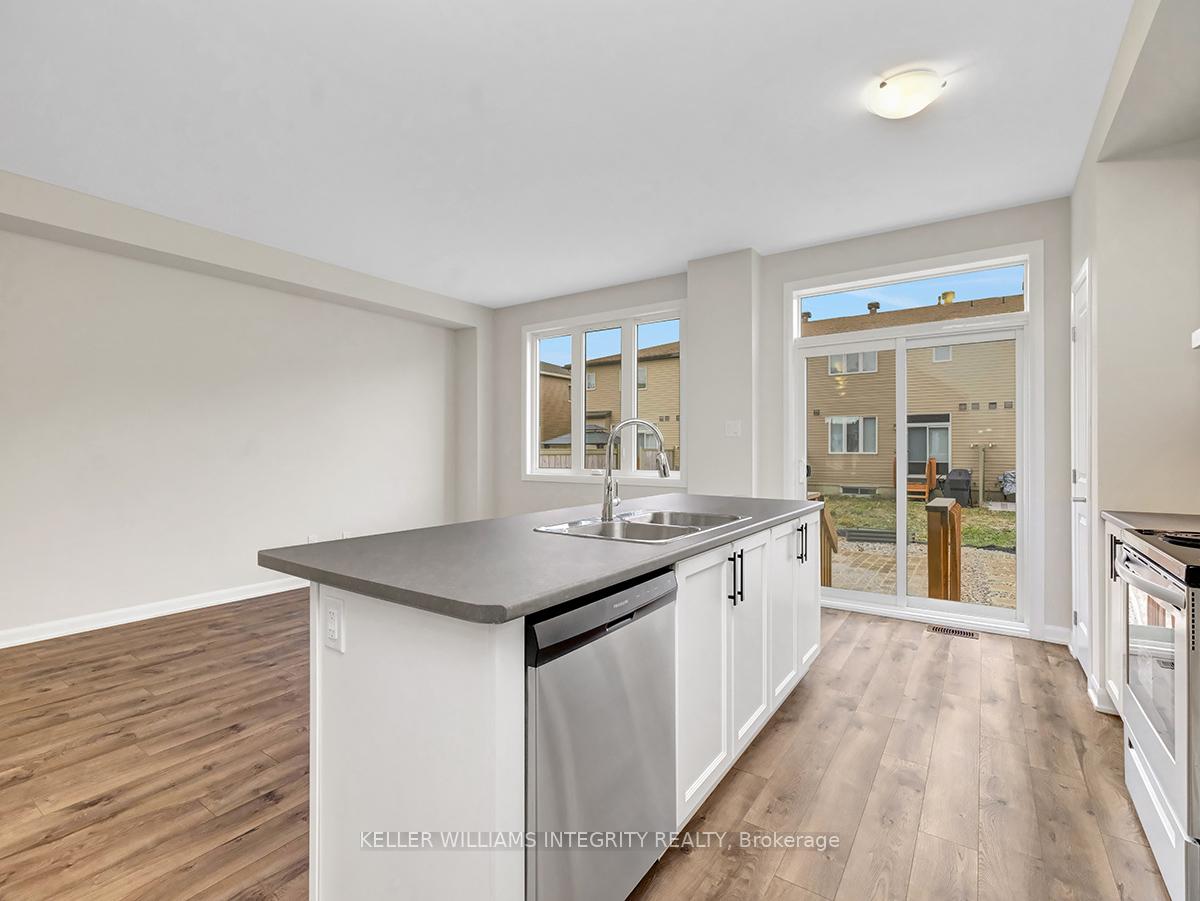 Photo 9 of 555 Decoeur Drive, Ottawa, Avalon West — HOMEH