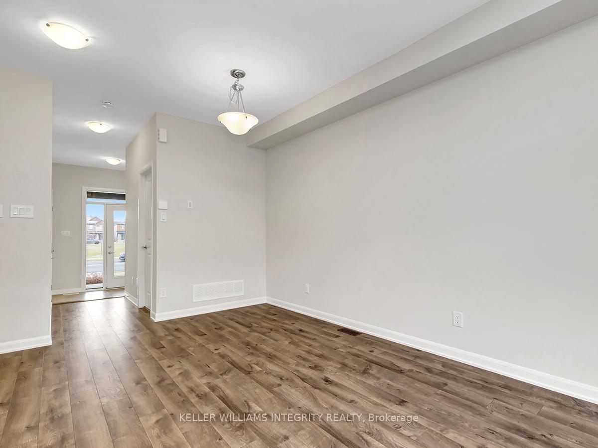 Photo 12 of 555 Decoeur Drive, Ottawa, Avalon West — HOMEH