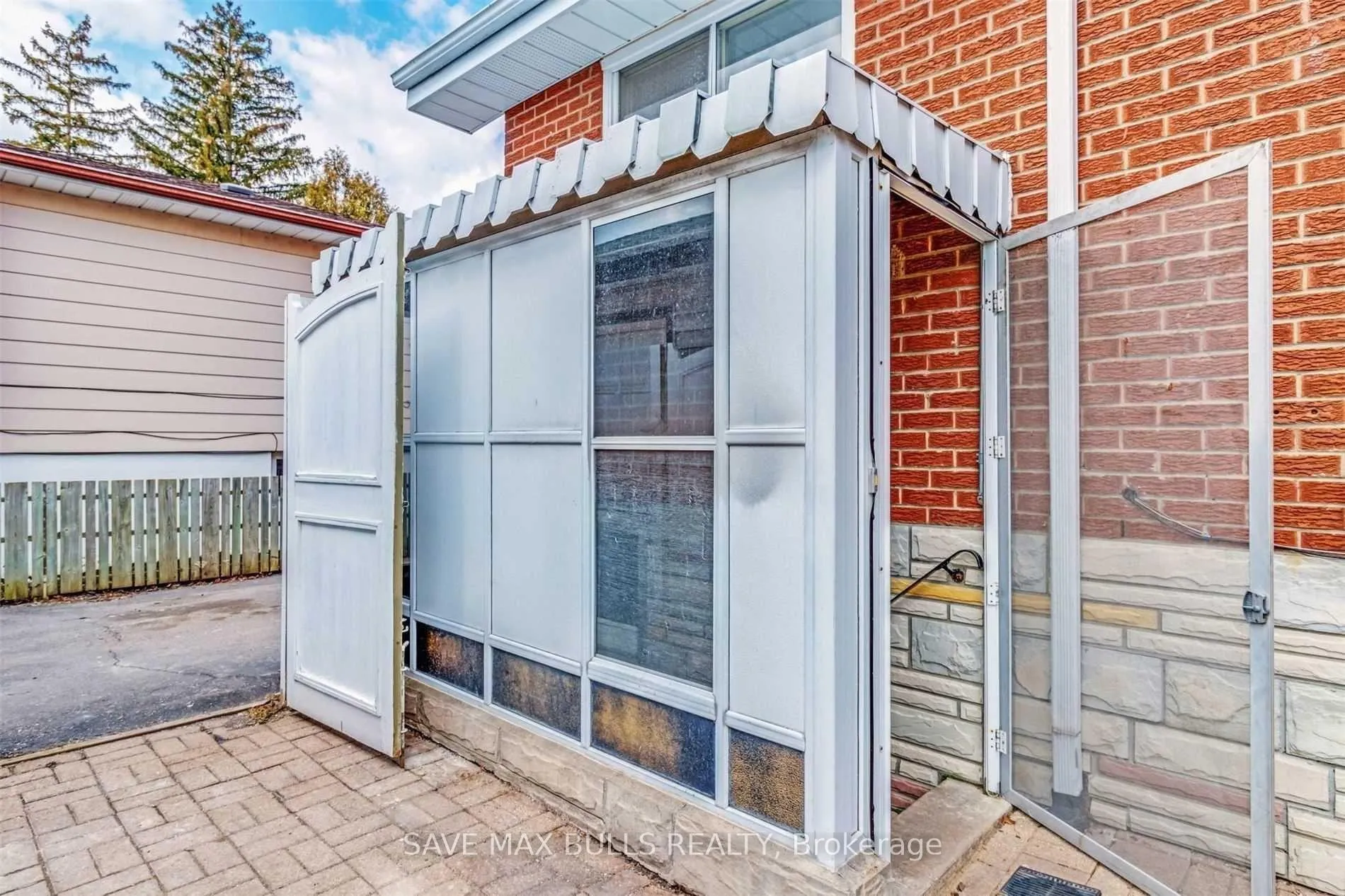 Photo 3 of Unit Basement, 745 Ascot Avenue, Oshawa, Eastdale — HOMEH