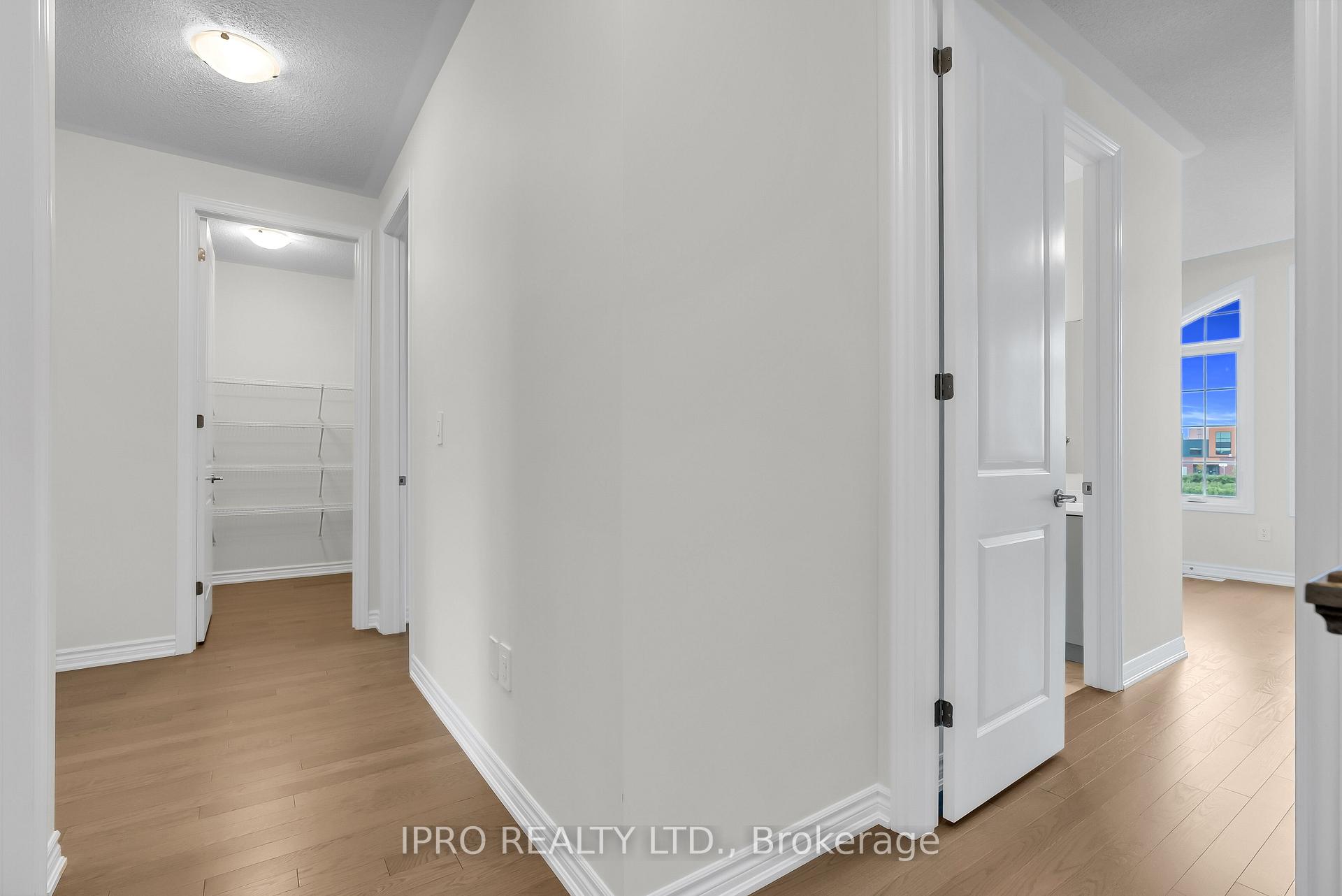 Photo 13 of 372 Bergamot Avenue, Milton, Walker — HOMEH