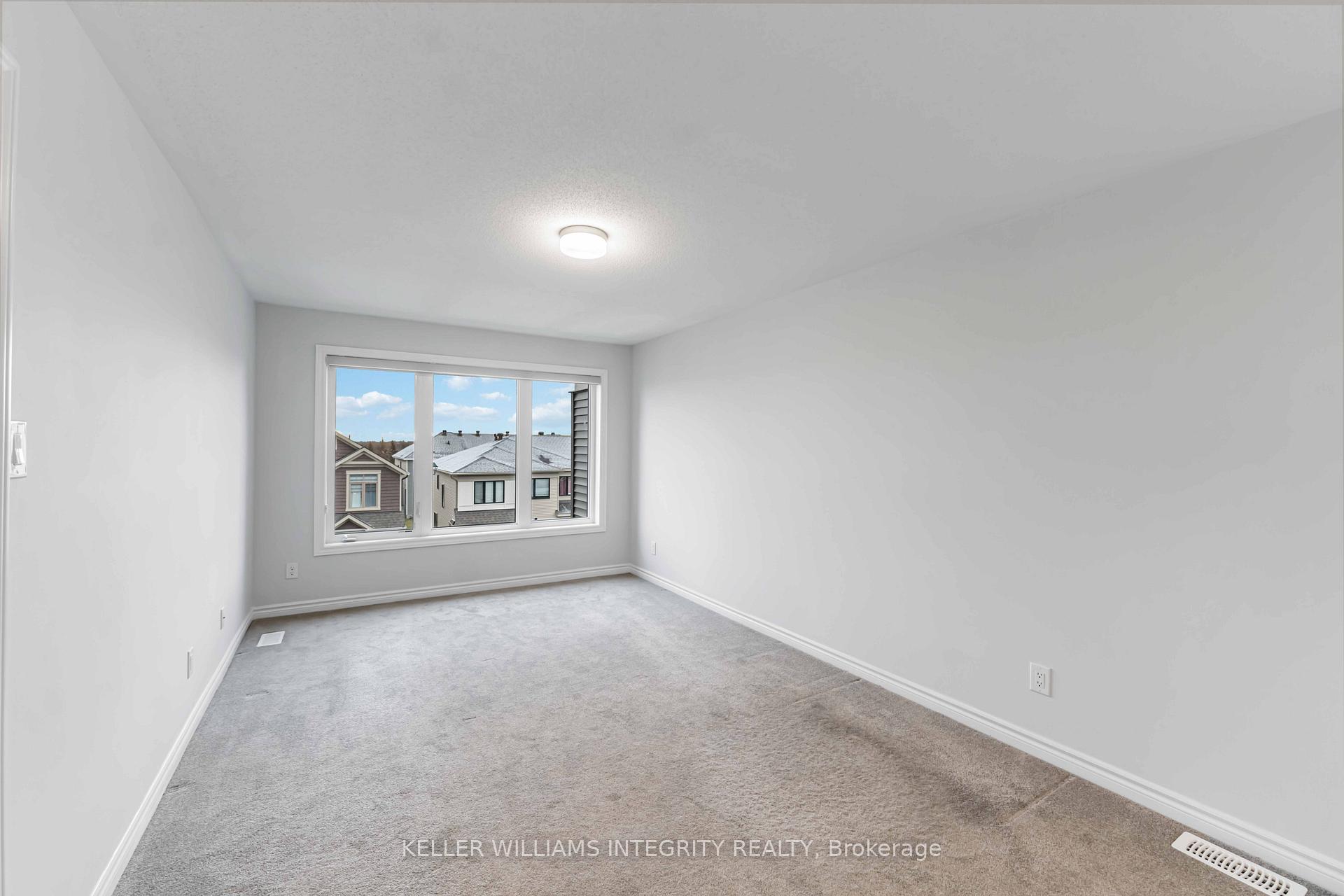 Photo 18 of 580 Catleaf Row, Ottawa, Avalon West — HOMEH