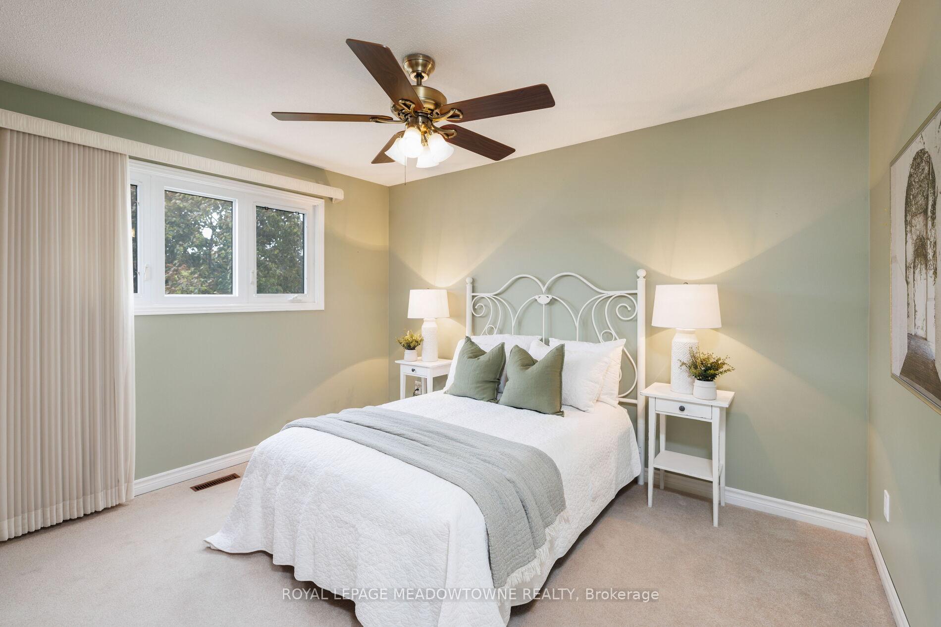 Photo 7 of 521 Vanier Drive, Milton, Bronte Meadows — HOMEH