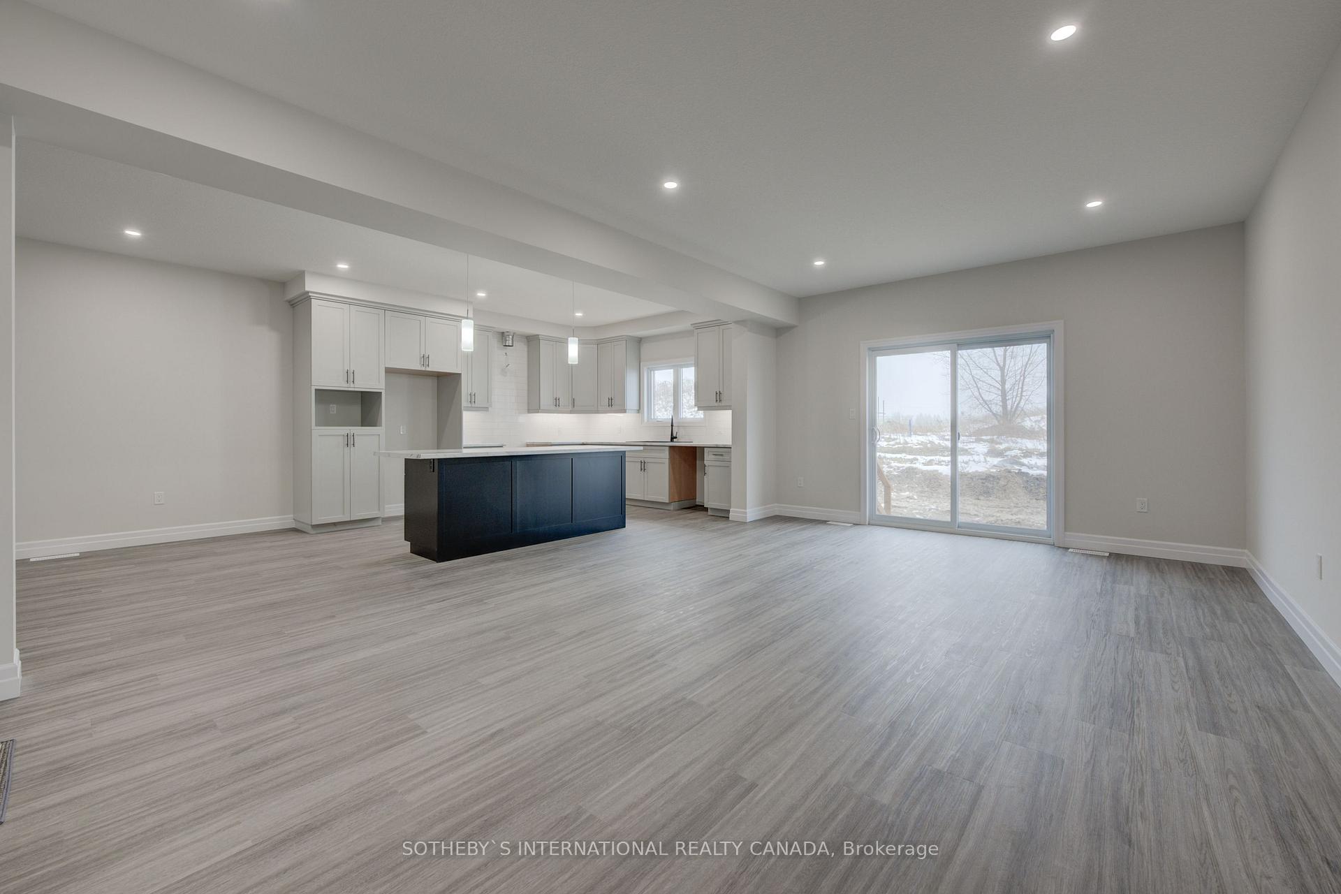 Photo 2 of 666 Wray Avenue S, North Perth, Elma — HOMEH