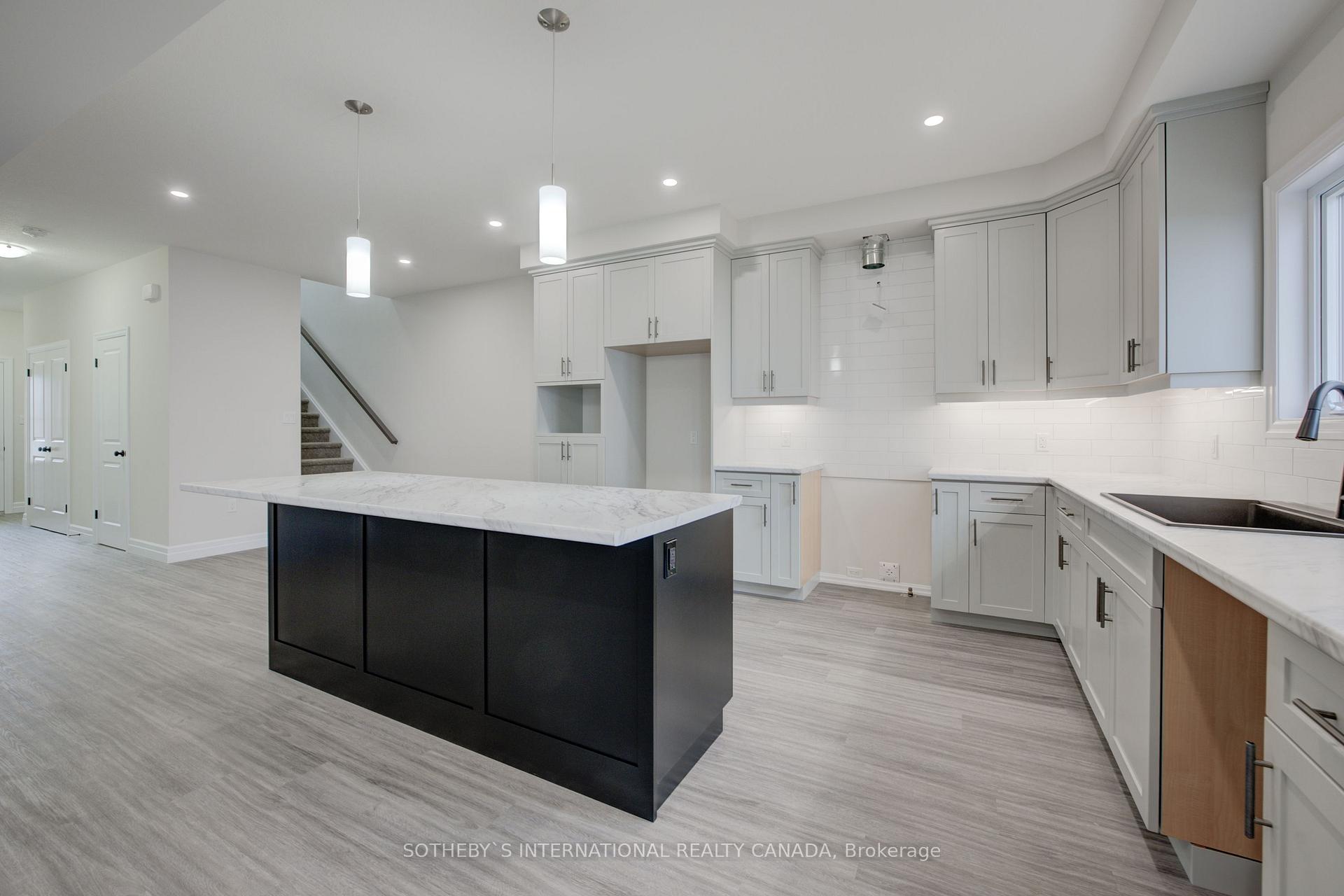 Photo 4 of 666 Wray Avenue S, North Perth, Elma — HOMEH