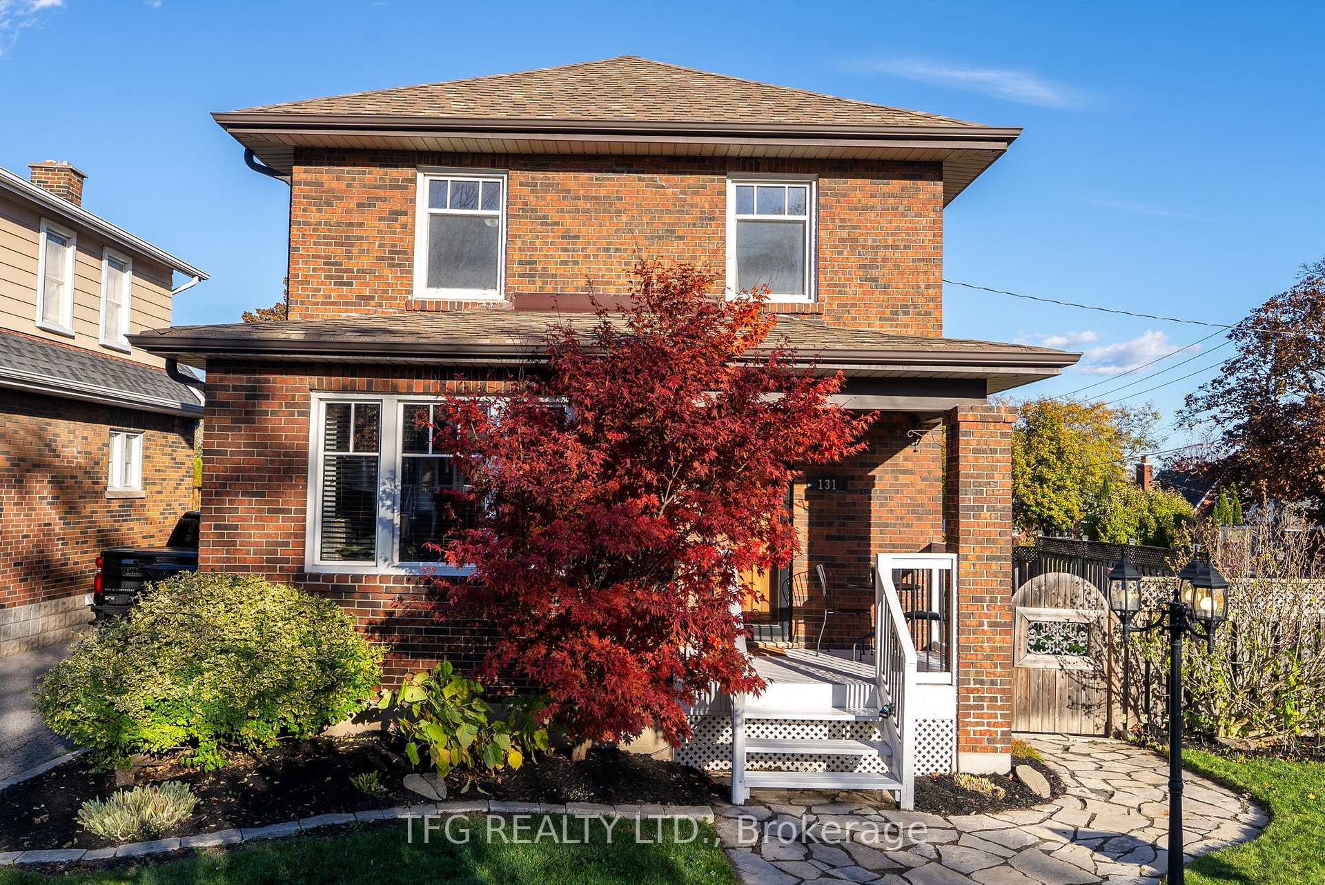 Photo 4 of 131 Roxborough Avenue, Oshawa, O'Neill — HOMEH