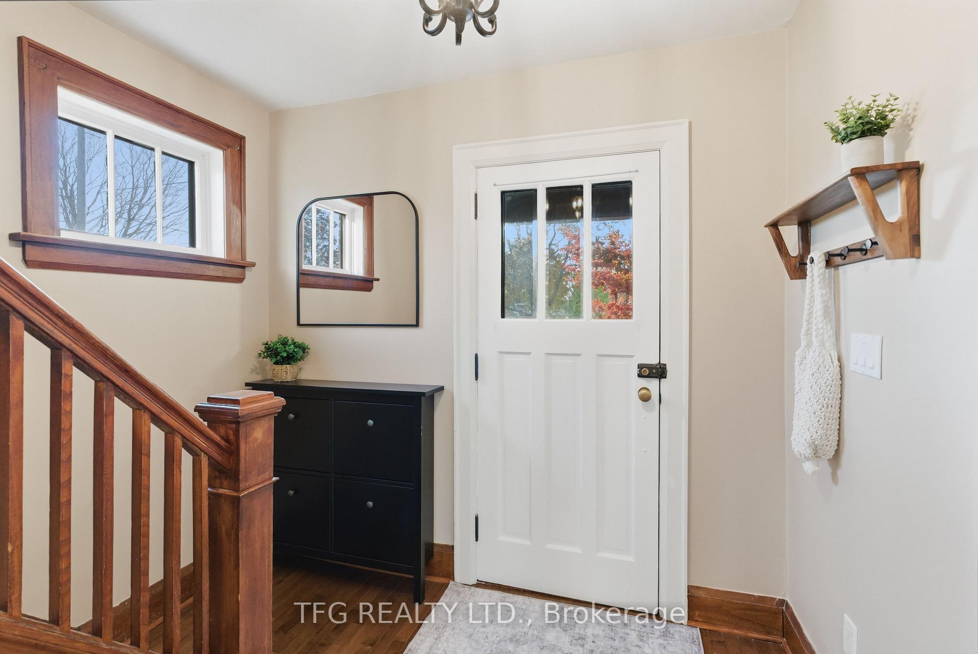Photo 6 of 131 Roxborough Avenue, Oshawa, O'Neill — HOMEH