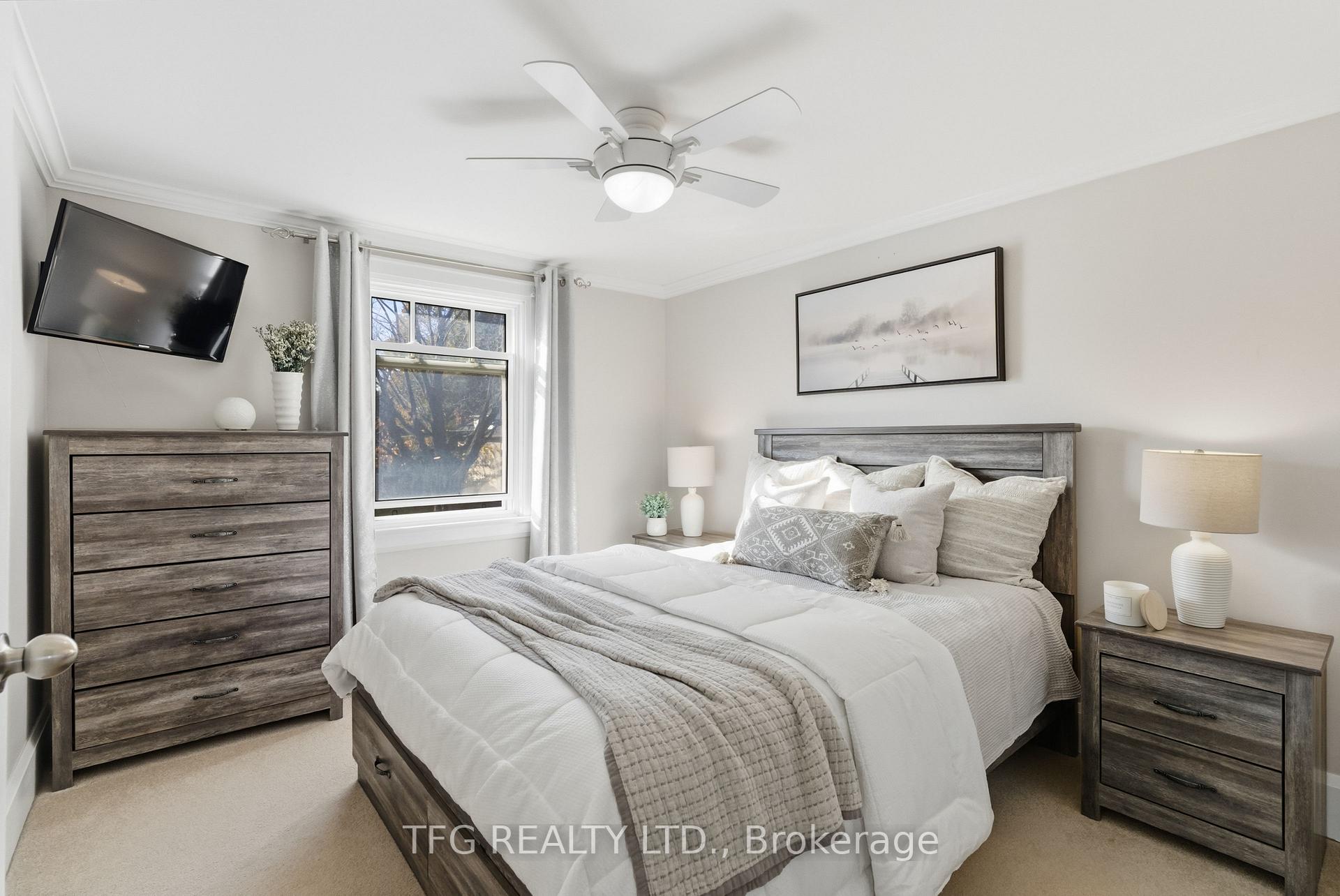 Photo 18 of 131 Roxborough Avenue, Oshawa, O'Neill — HOMEH