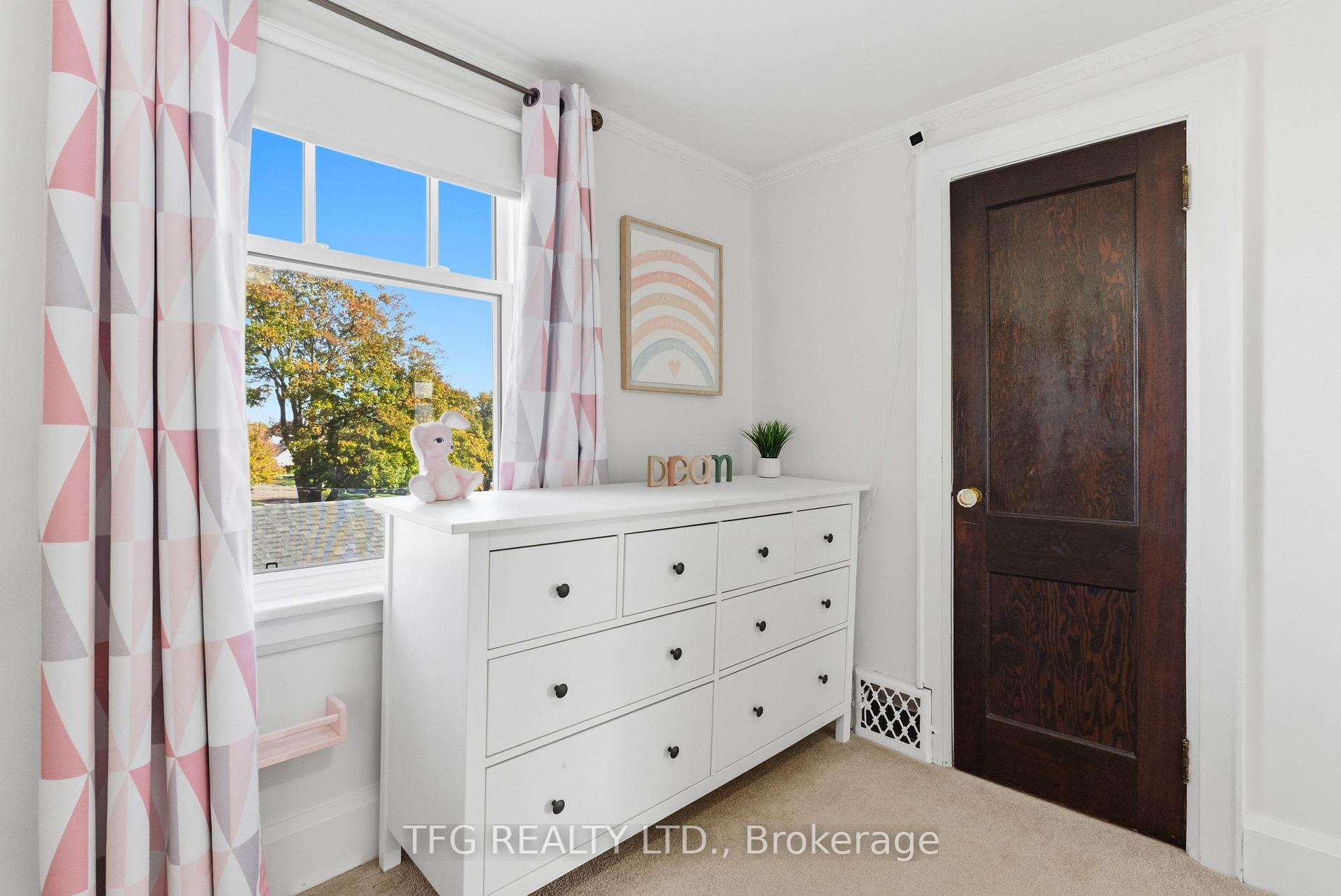 Photo 23 of 131 Roxborough Avenue, Oshawa, O'Neill — HOMEH