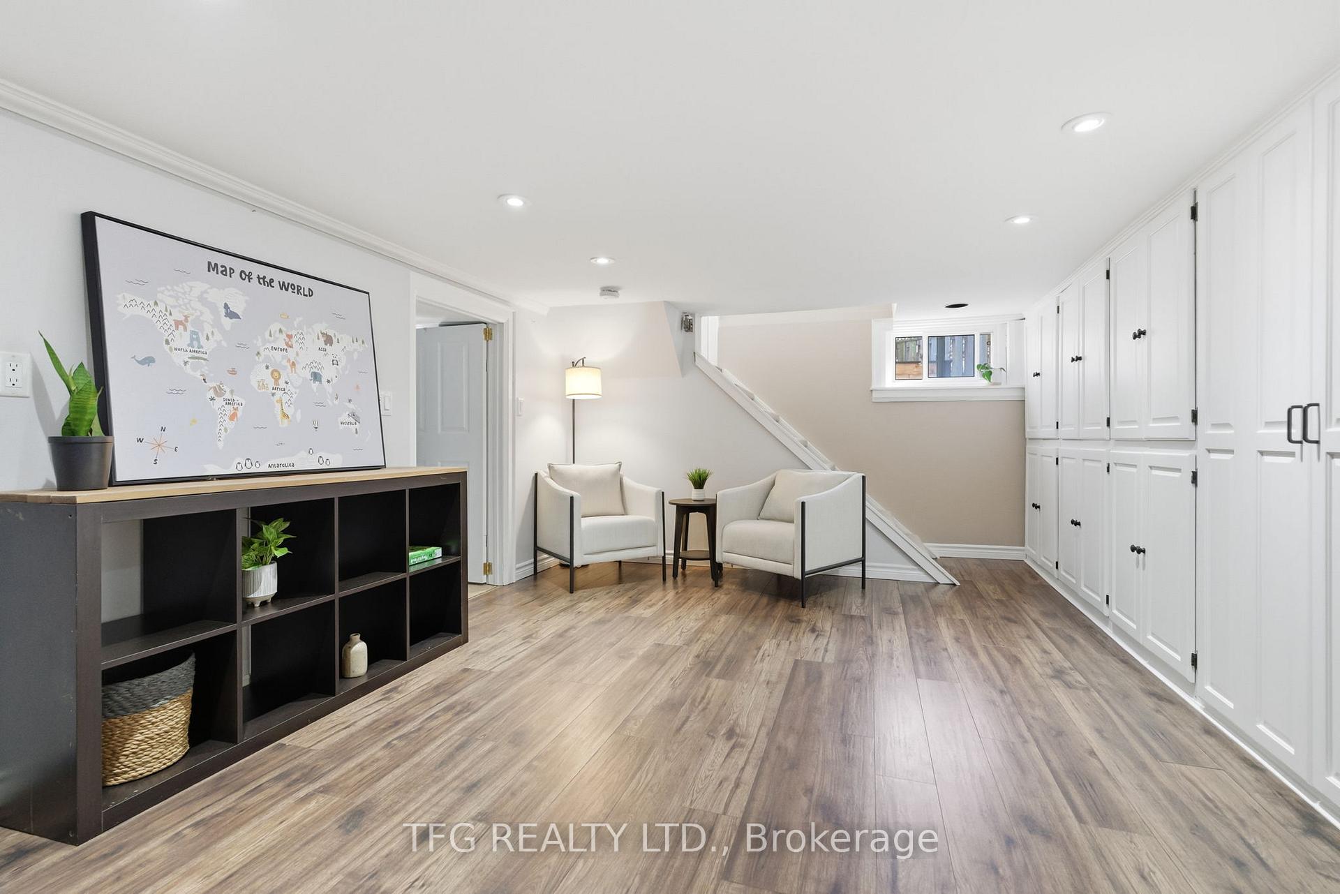 Photo 33 of 131 Roxborough Avenue, Oshawa, O'Neill — HOMEH