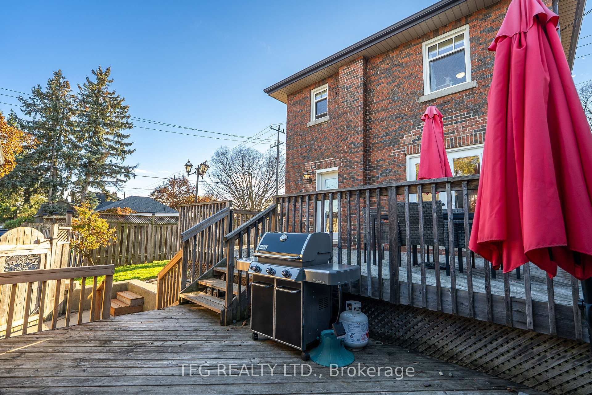Photo 39 of 131 Roxborough Avenue, Oshawa, O'Neill — HOMEH